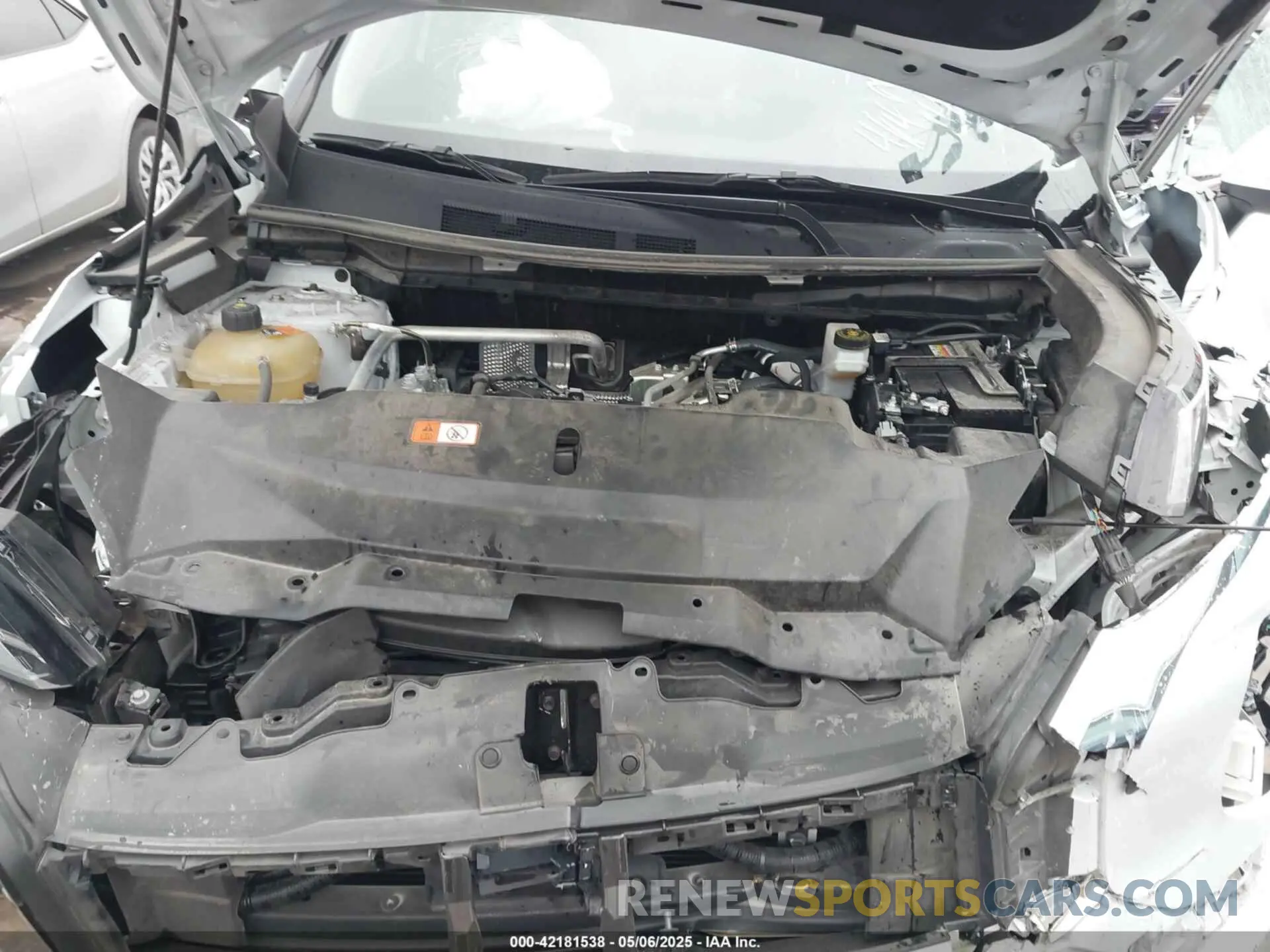 10 Photograph of a damaged car JA4J3TA8XPZ010519 MITSUBISHI OUTLANDER 2023