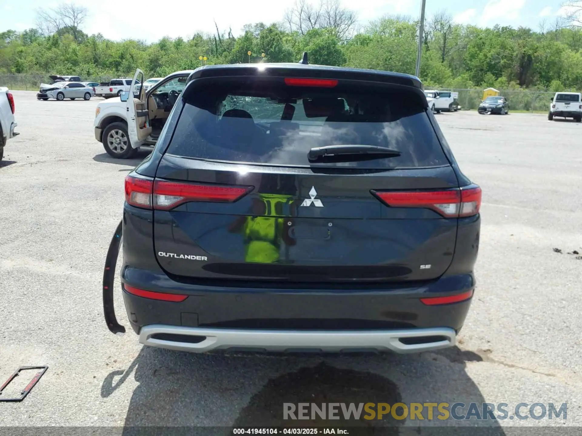16 Photograph of a damaged car JA4J3UA81PZ007966 MITSUBISHI OUTLANDER 2023