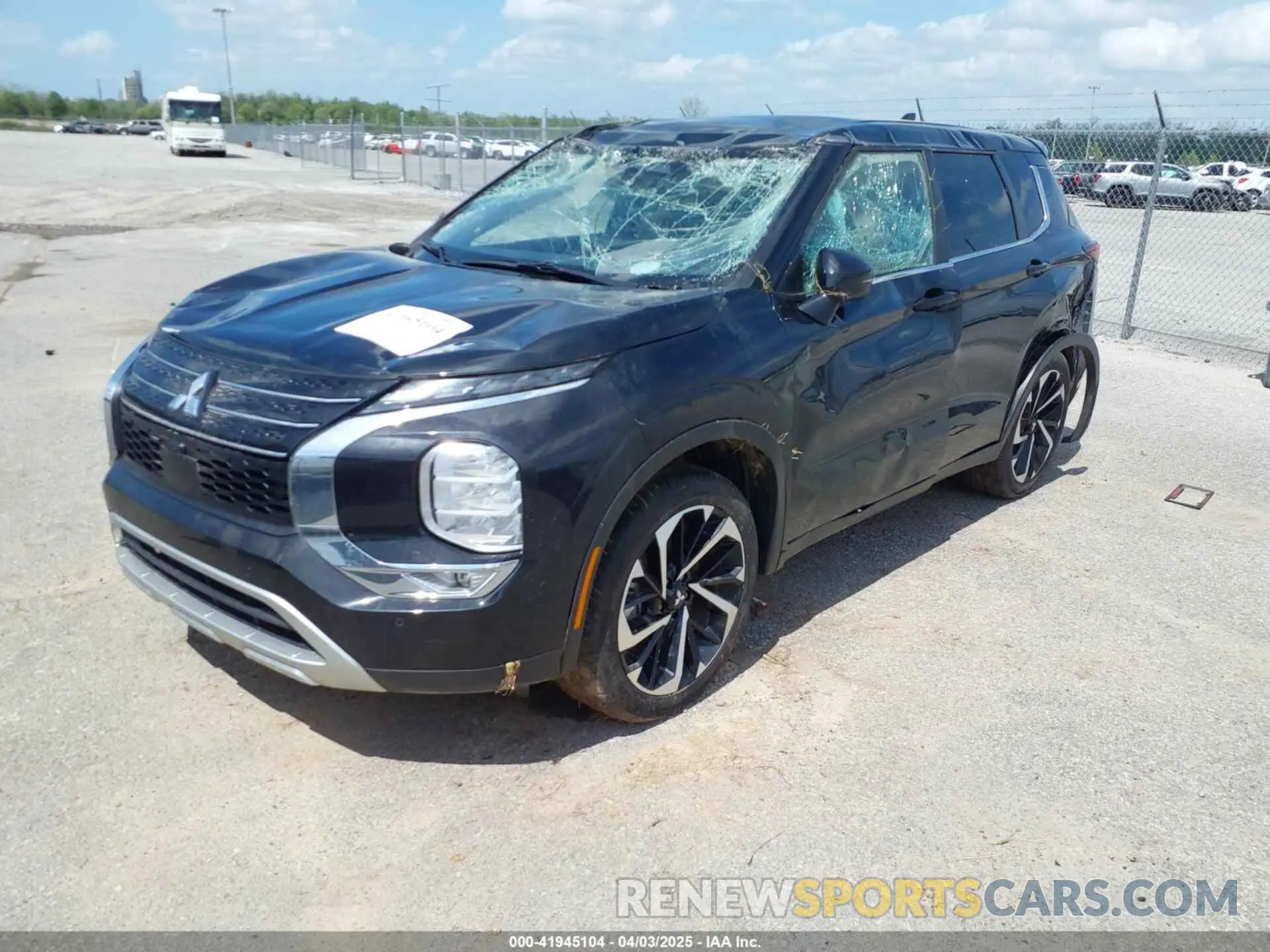 2 Photograph of a damaged car JA4J3UA81PZ007966 MITSUBISHI OUTLANDER 2023