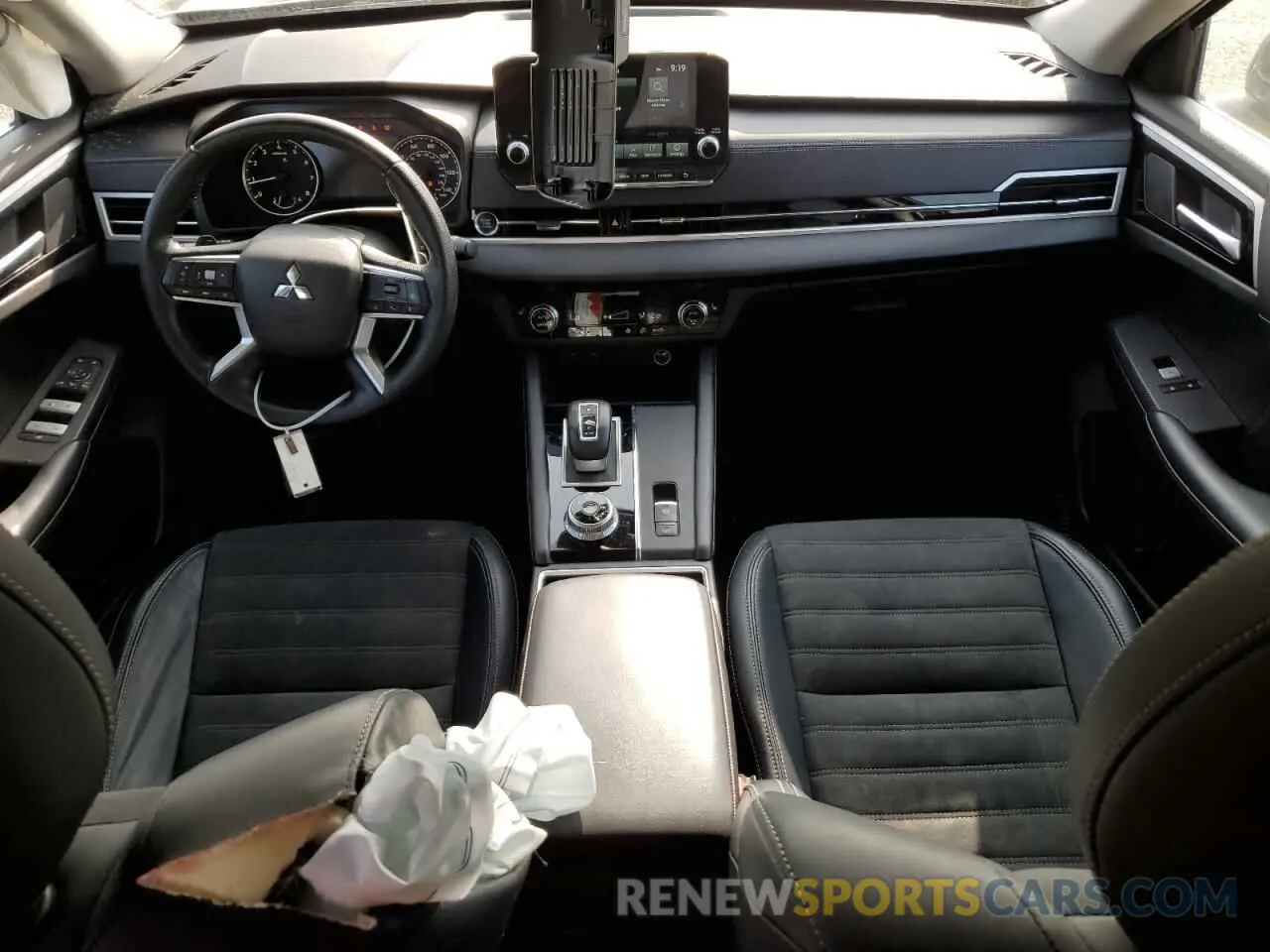 8 Photograph of a damaged car JA4J3UA81PZ057508 MITSUBISHI OUTLANDER 2023