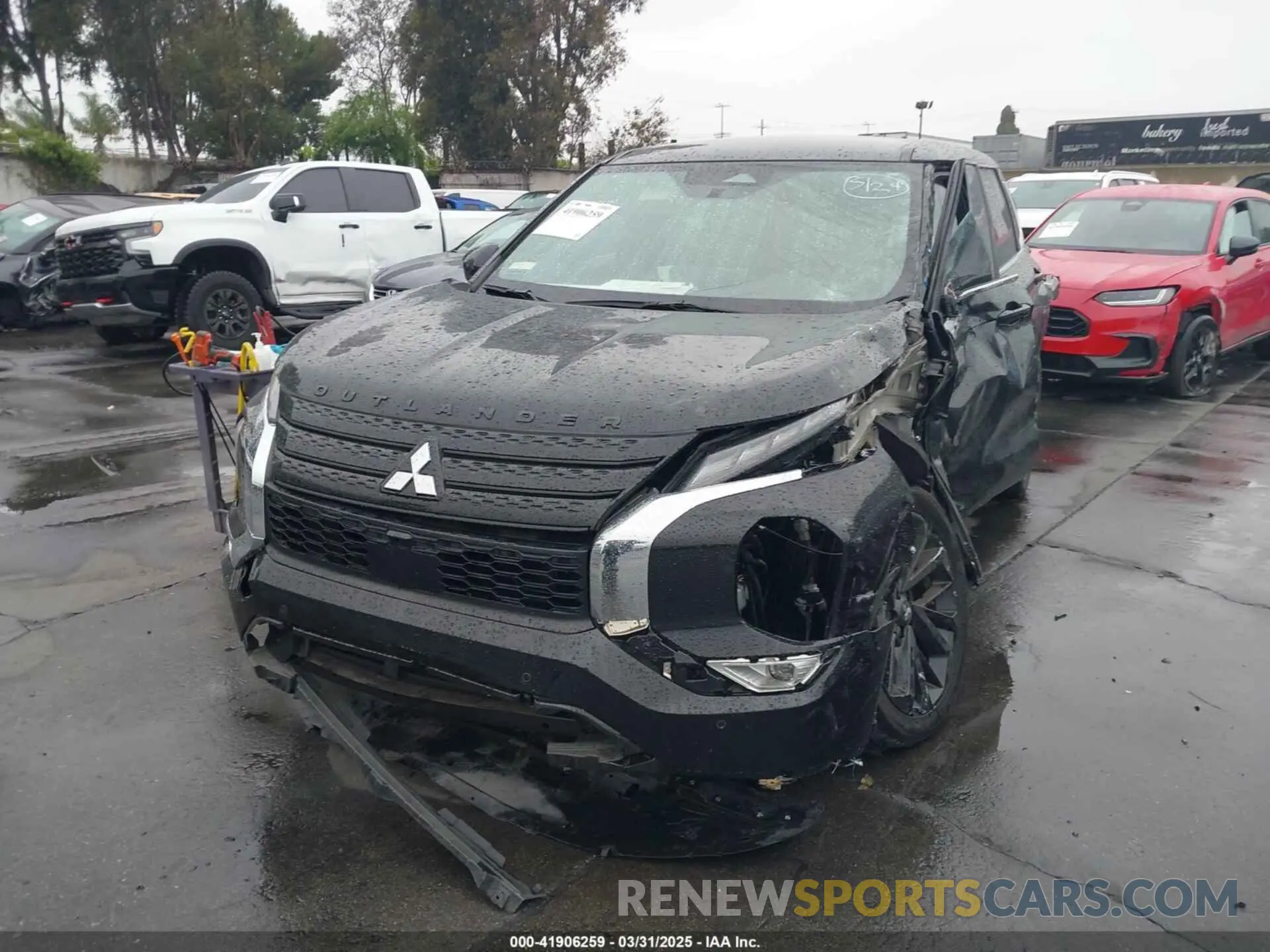 13 Photograph of a damaged car JA4J3UA82PZ023495 MITSUBISHI OUTLANDER 2023
