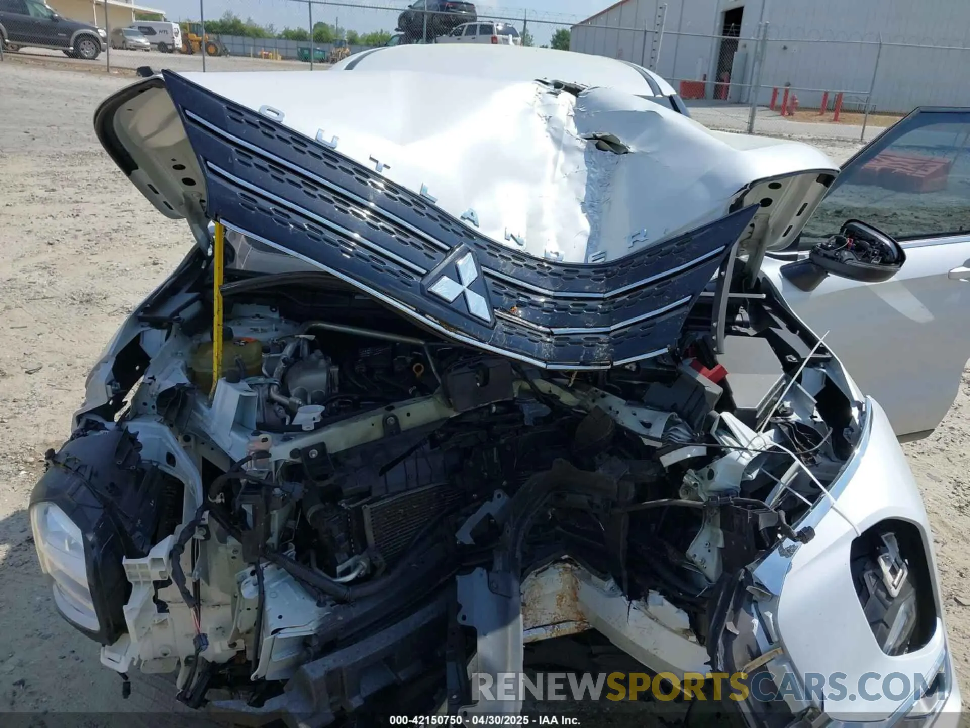10 Photograph of a damaged car JA4J3UA82PZ025246 MITSUBISHI OUTLANDER 2023