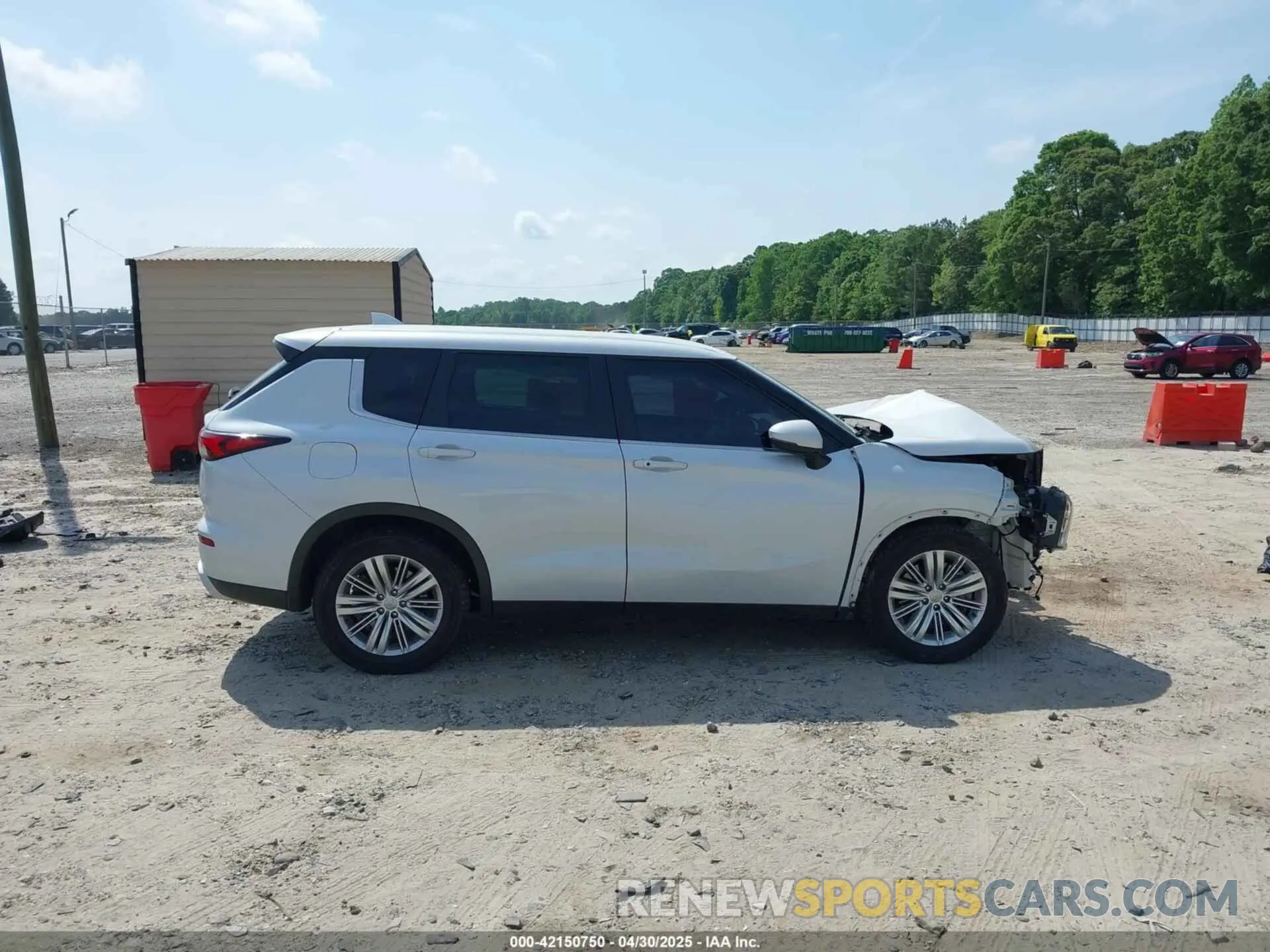 14 Photograph of a damaged car JA4J3UA82PZ025246 MITSUBISHI OUTLANDER 2023