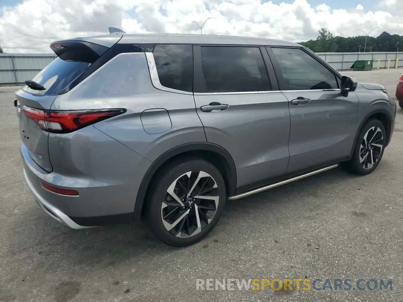 3 Photograph of a damaged car JA4J3UA82PZ058960 MITSUBISHI OUTLANDER 2023