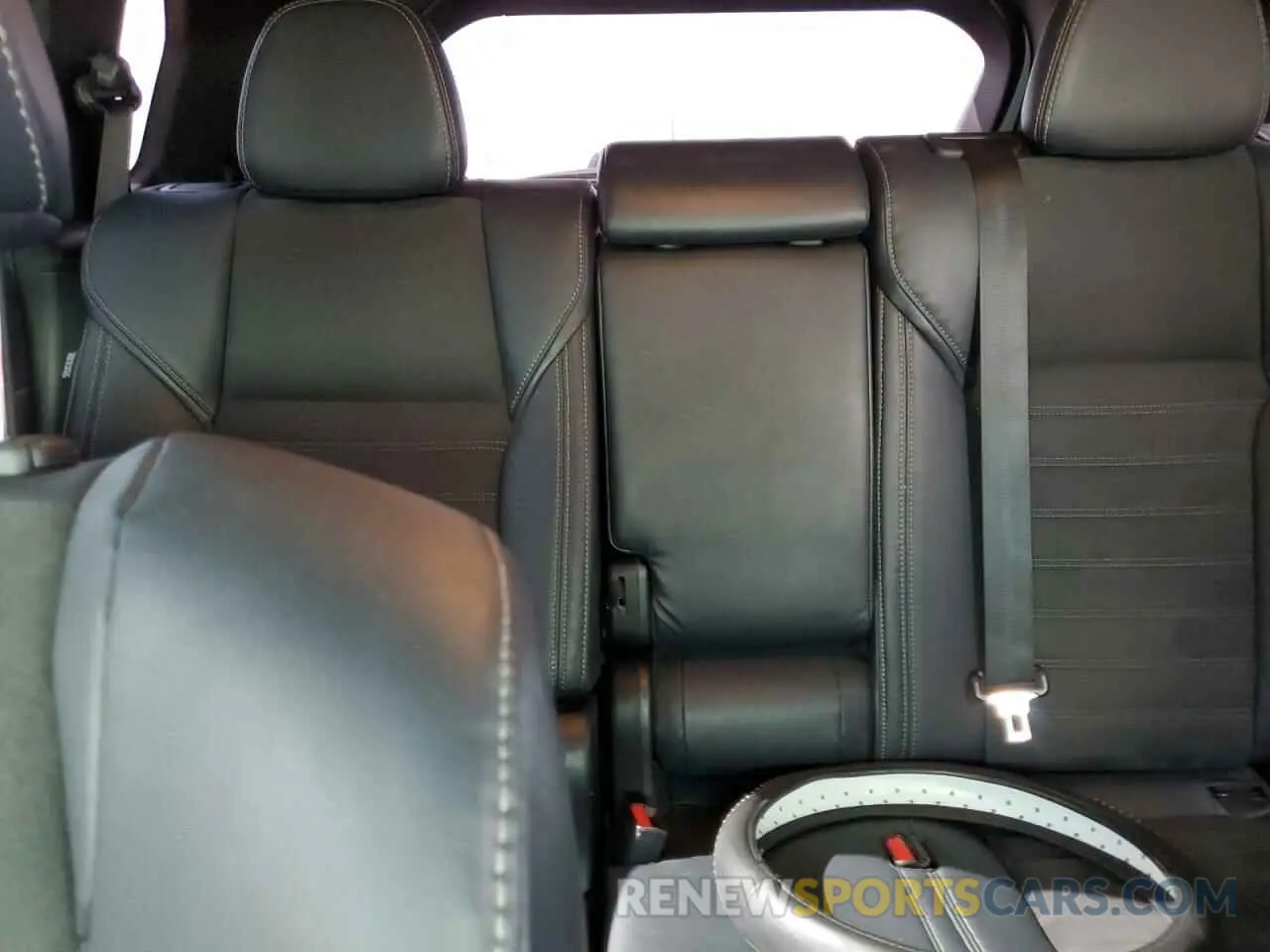 10 Photograph of a damaged car JA4J3UA83PZ019018 MITSUBISHI OUTLANDER 2023