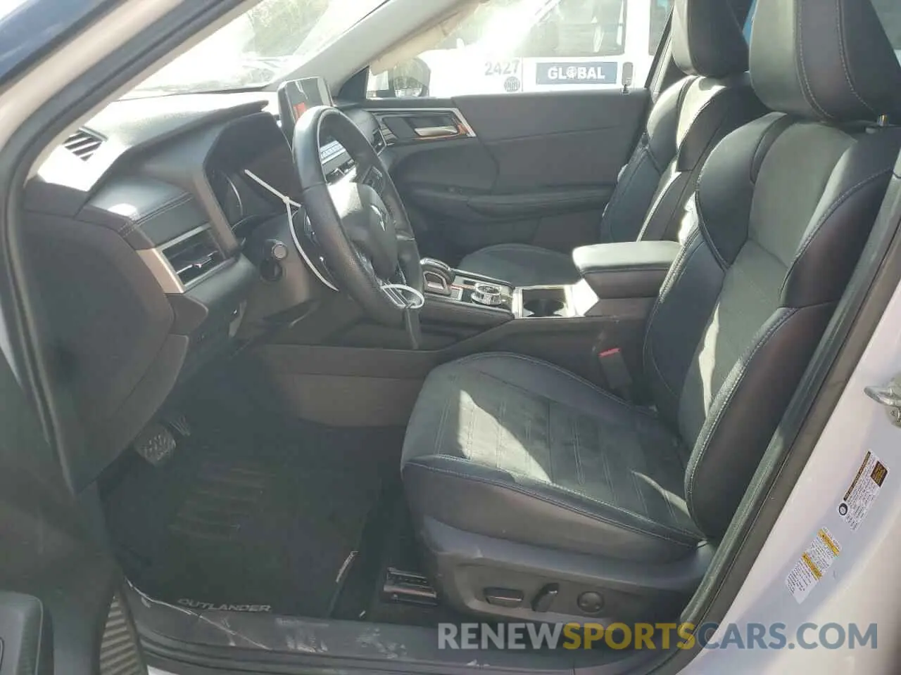 7 Photograph of a damaged car JA4J3UA87PZ032788 MITSUBISHI OUTLANDER 2023