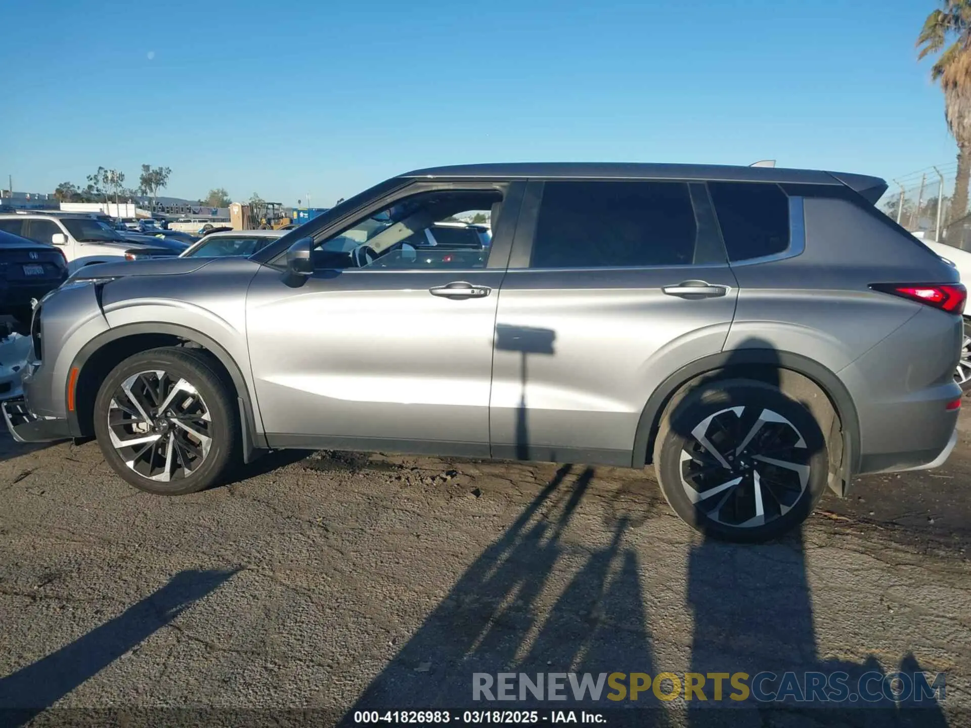 14 Photograph of a damaged car JA4J3UA87PZ050286 MITSUBISHI OUTLANDER 2023