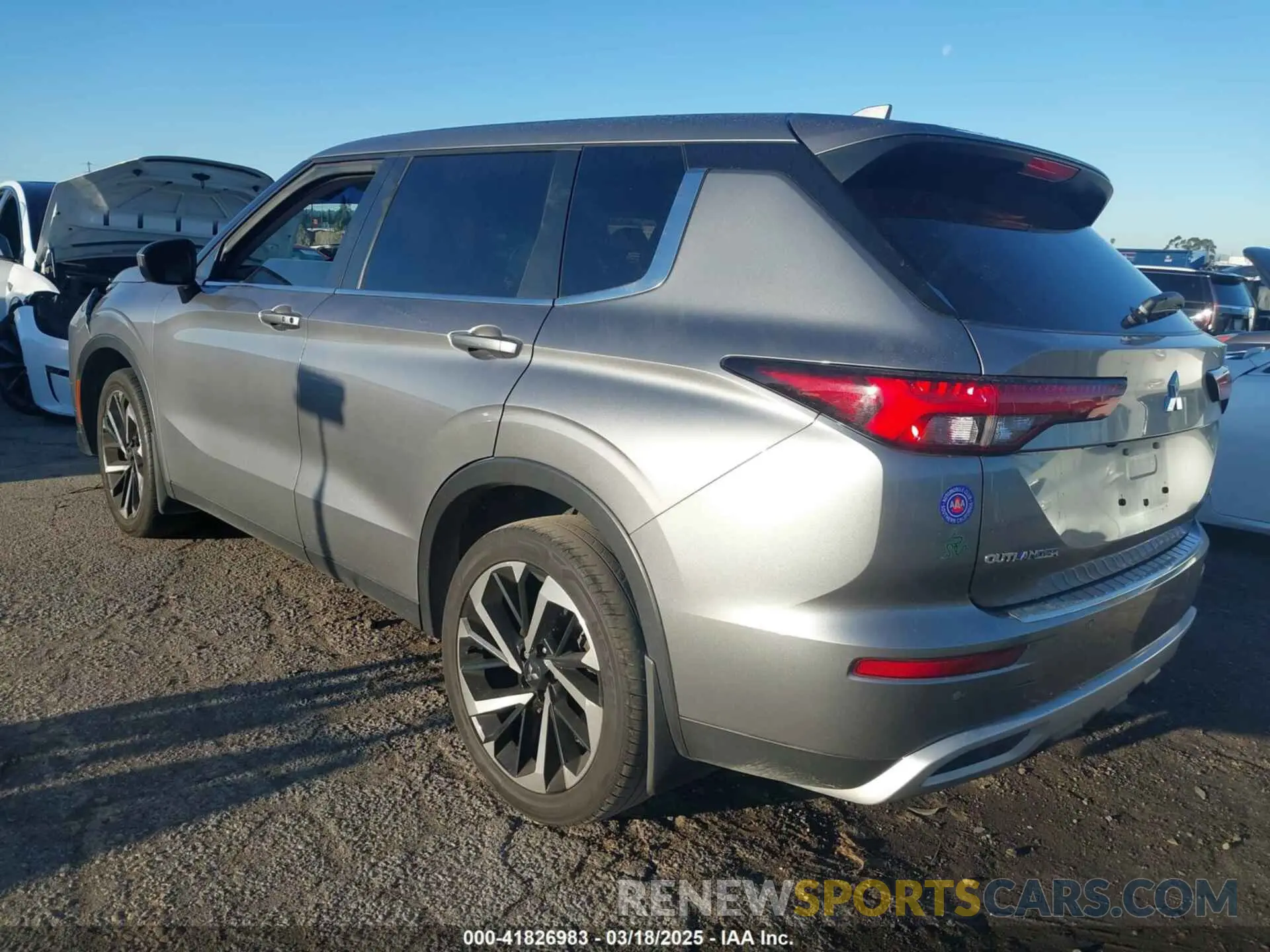 3 Photograph of a damaged car JA4J3UA87PZ050286 MITSUBISHI OUTLANDER 2023