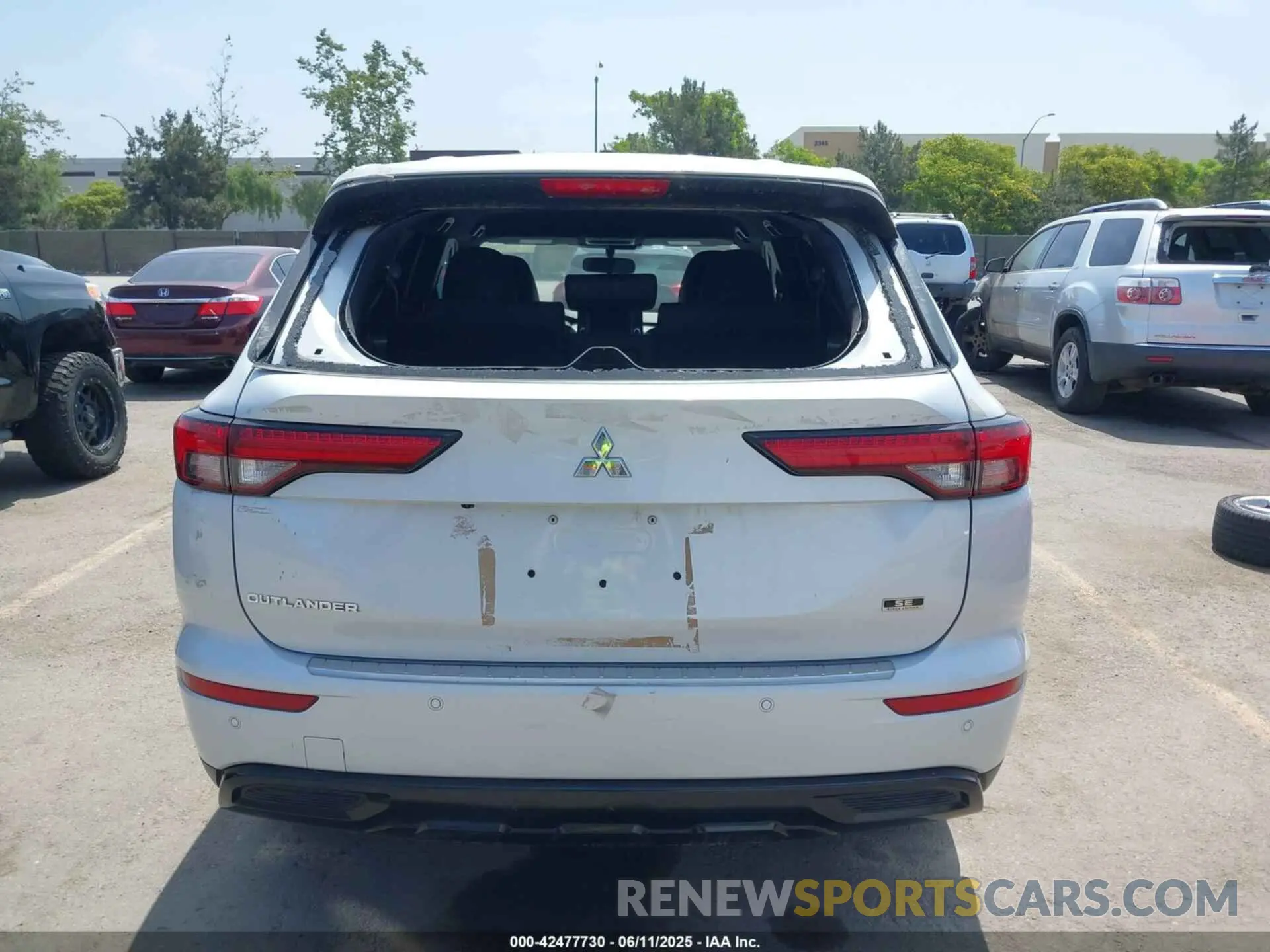 16 Photograph of a damaged car JA4J3UA88PZ012274 MITSUBISHI OUTLANDER 2023