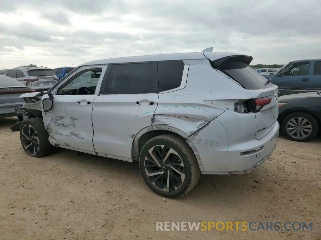 2 Photograph of a damaged car JA4J3UA89PZ024126 MITSUBISHI OUTLANDER 2023
