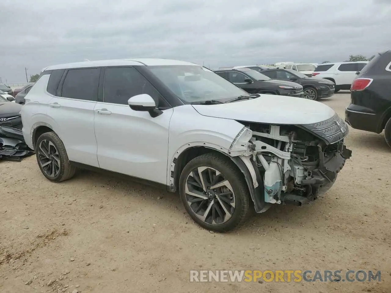 4 Photograph of a damaged car JA4J3UA89PZ024126 MITSUBISHI OUTLANDER 2023