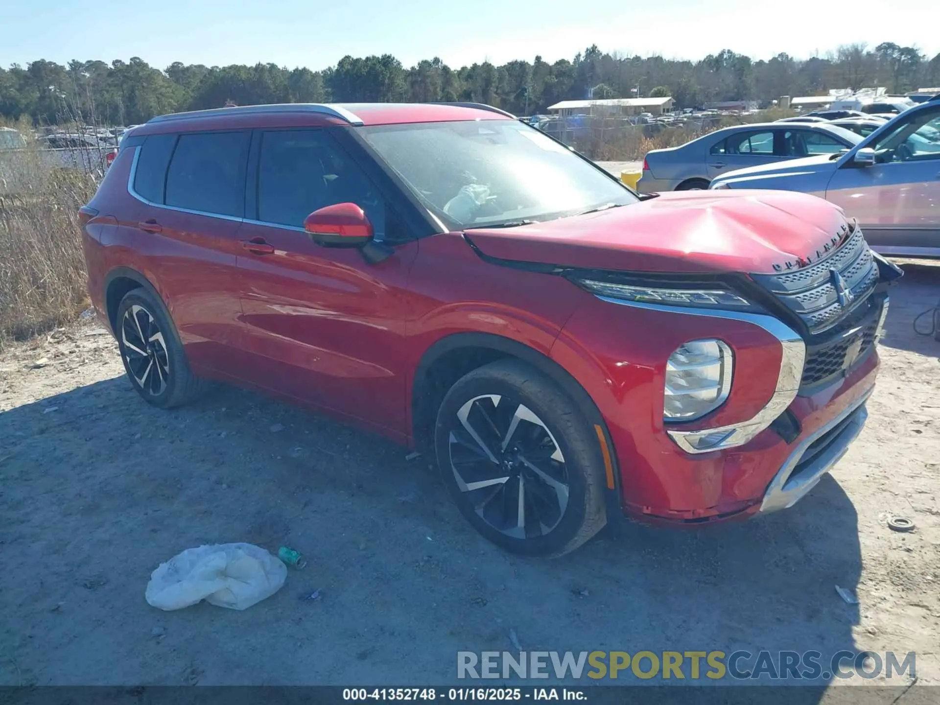 1 Photograph of a damaged car JA4J3VA8XPZ051759 MITSUBISHI OUTLANDER 2023