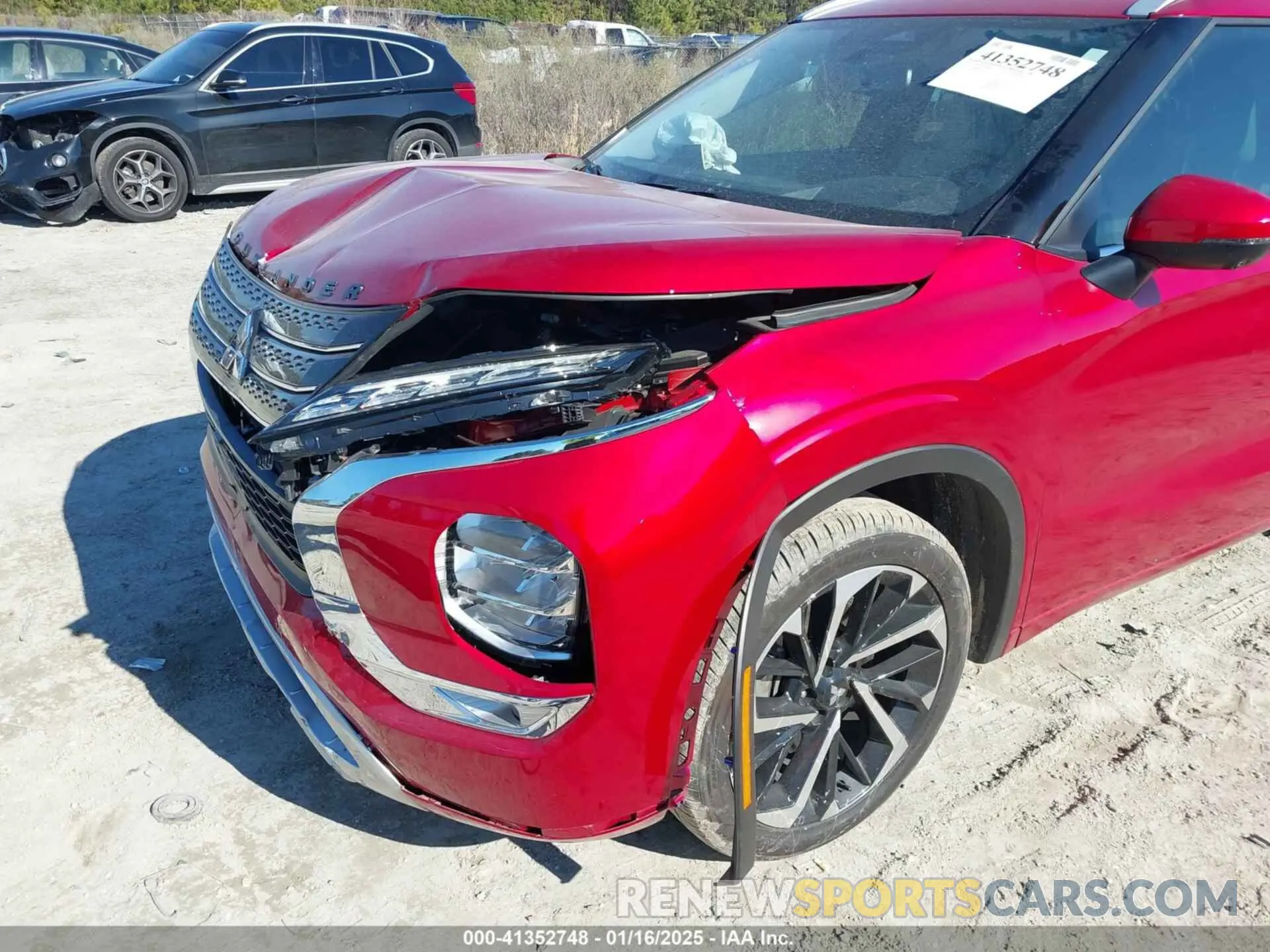 17 Photograph of a damaged car JA4J3VA8XPZ051759 MITSUBISHI OUTLANDER 2023