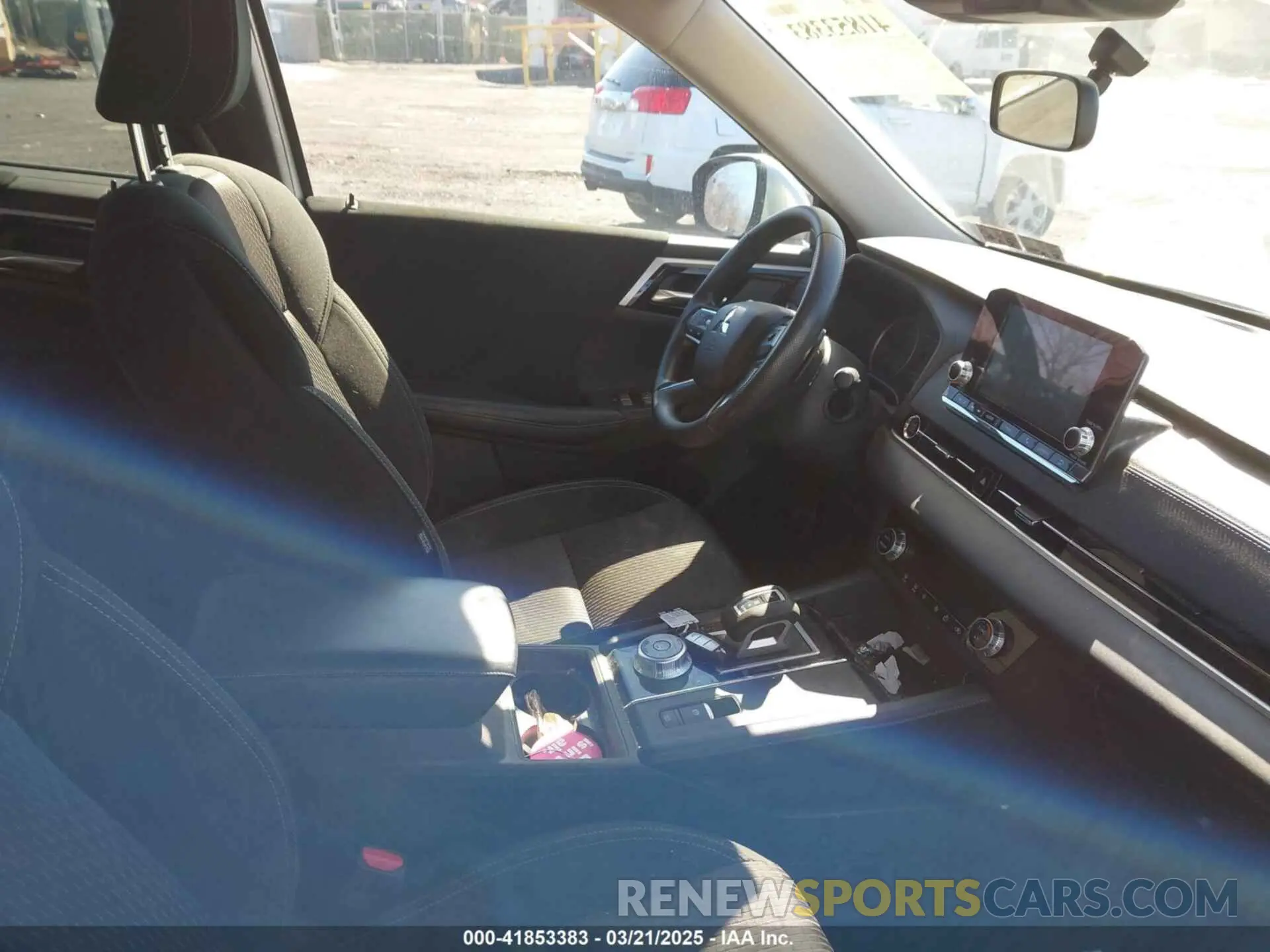 5 Photograph of a damaged car JA4J4TA83PZ009578 MITSUBISHI OUTLANDER 2023