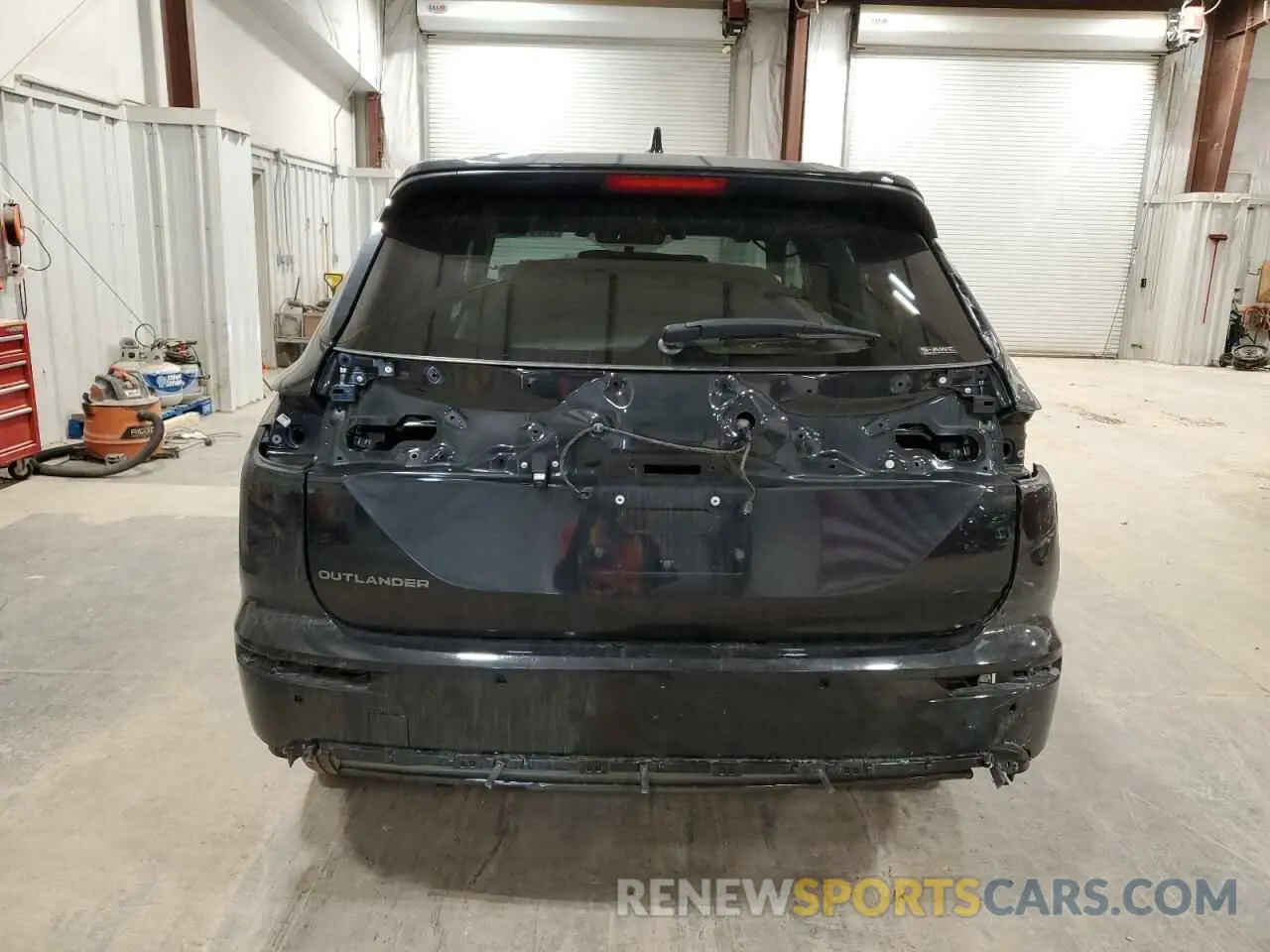 6 Photograph of a damaged car JA4J4TA86PZ010109 MITSUBISHI OUTLANDER 2023