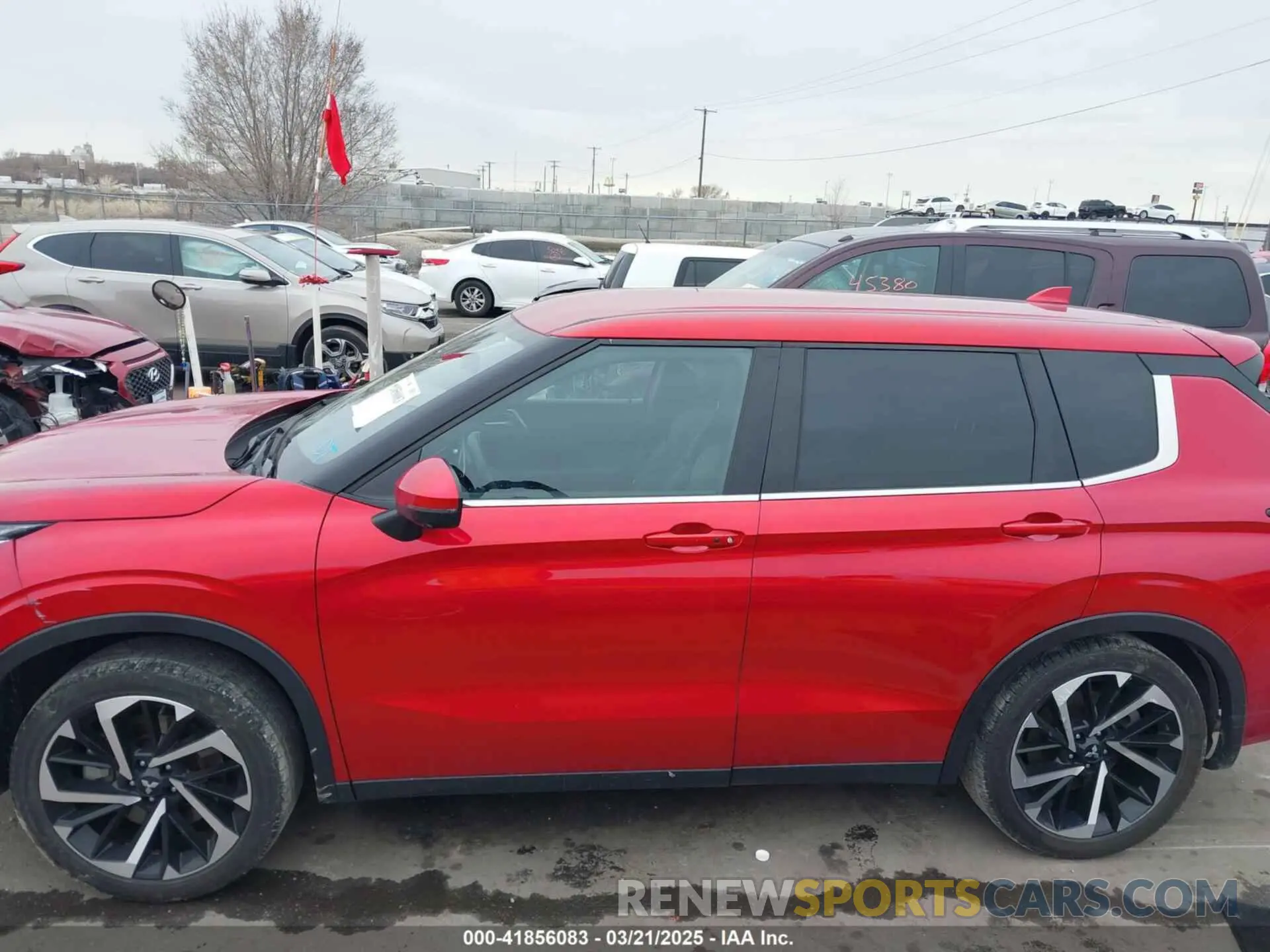 14 Photograph of a damaged car JA4J4UA80PZ021404 MITSUBISHI OUTLANDER 2023