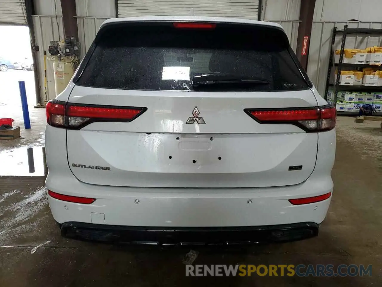 6 Photograph of a damaged car JA4J4UA80PZ038557 MITSUBISHI OUTLANDER 2023