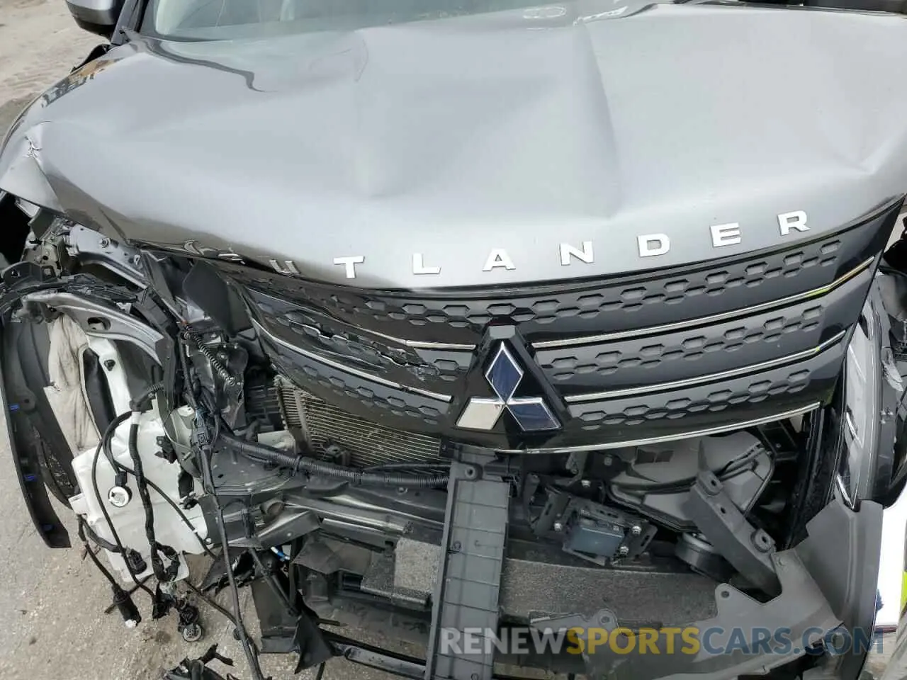 12 Photograph of a damaged car JA4J4UA81PZ019550 MITSUBISHI OUTLANDER 2023