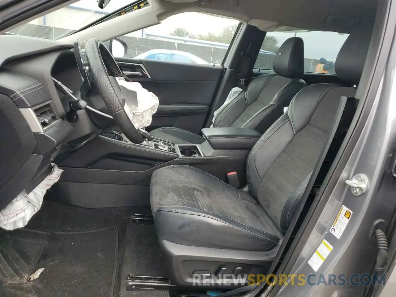 7 Photograph of a damaged car JA4J4UA81PZ019550 MITSUBISHI OUTLANDER 2023