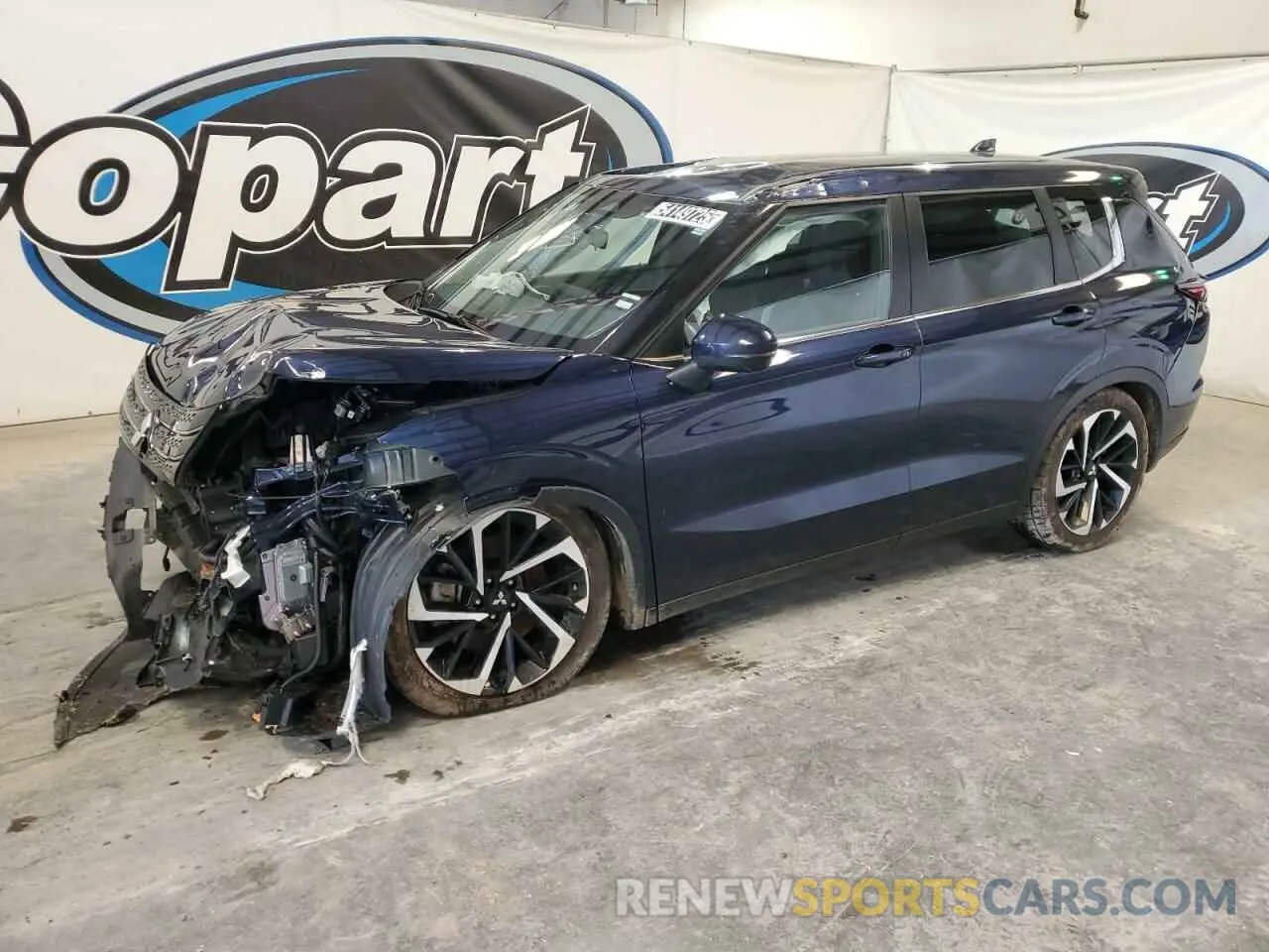 1 Photograph of a damaged car JA4J4UA81PZ026868 MITSUBISHI OUTLANDER 2023