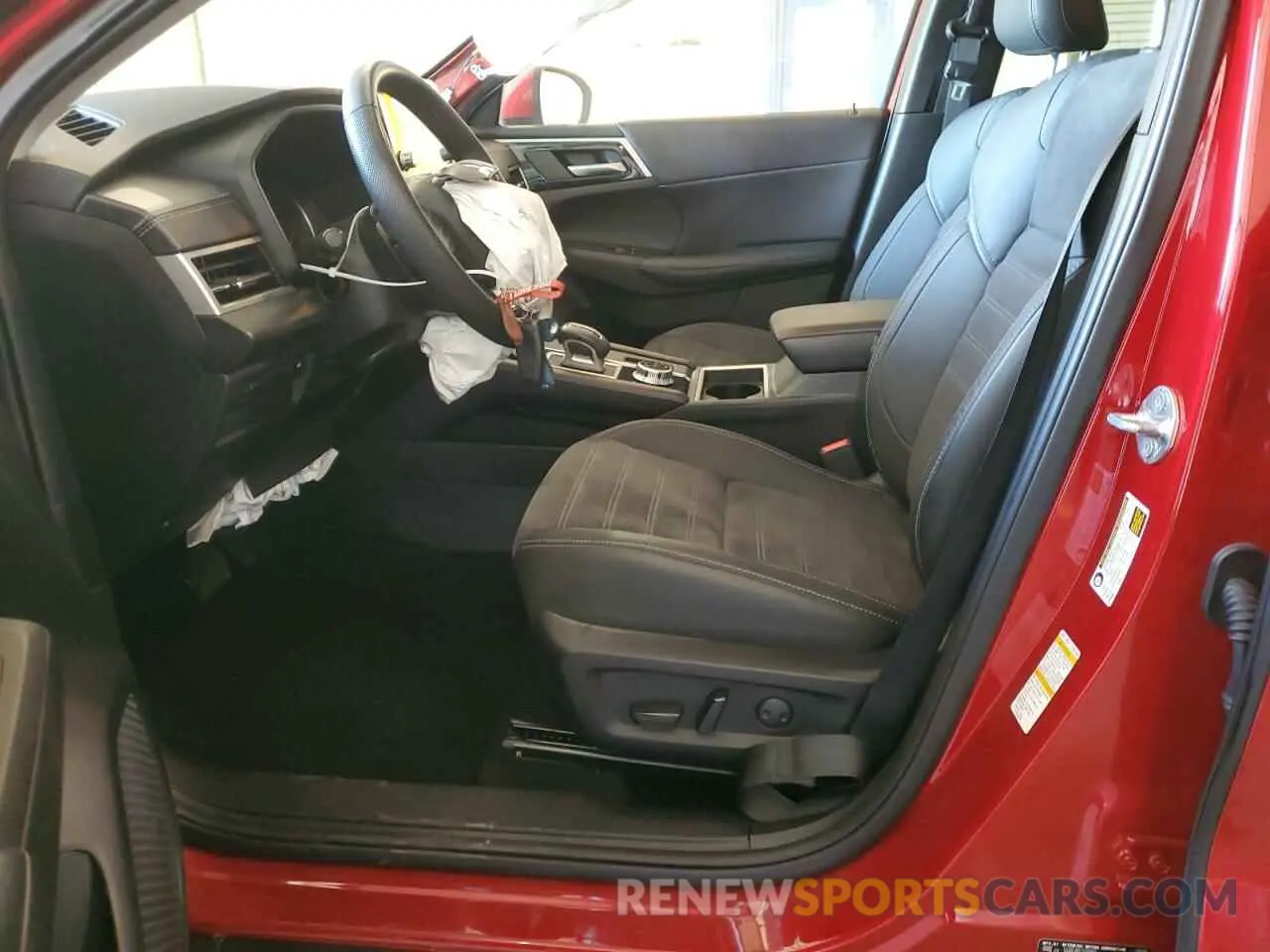 7 Photograph of a damaged car JA4J4UA81PZ045629 MITSUBISHI OUTLANDER 2023
