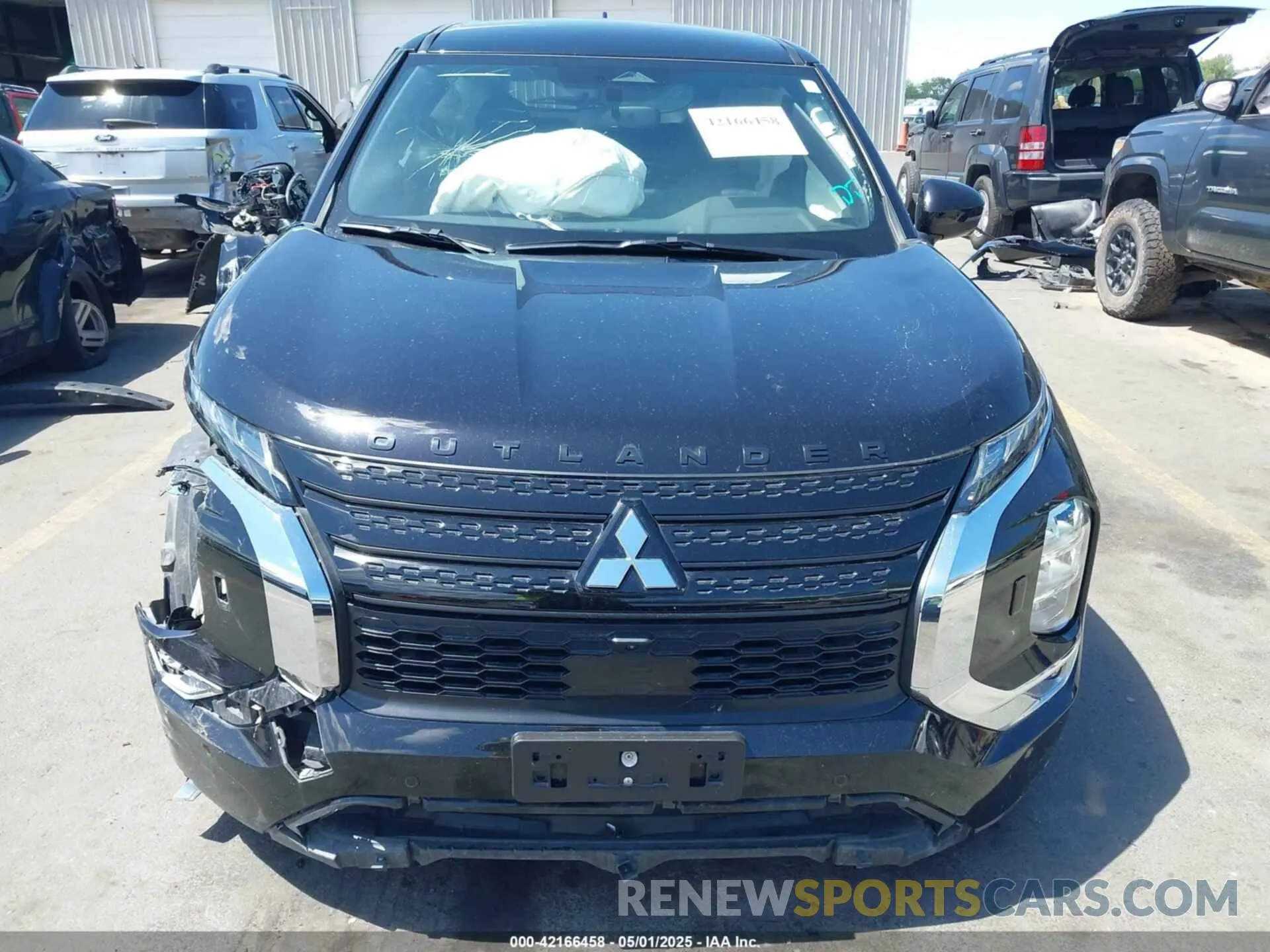 12 Photograph of a damaged car JA4J4UA83PZ041047 MITSUBISHI OUTLANDER 2023