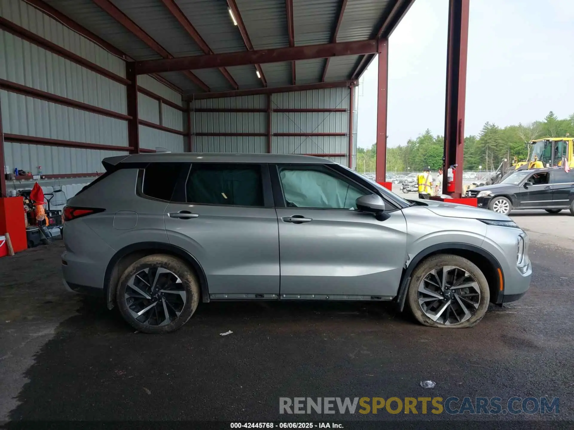 12 Photograph of a damaged car JA4J4UA84PZ051585 MITSUBISHI OUTLANDER 2023