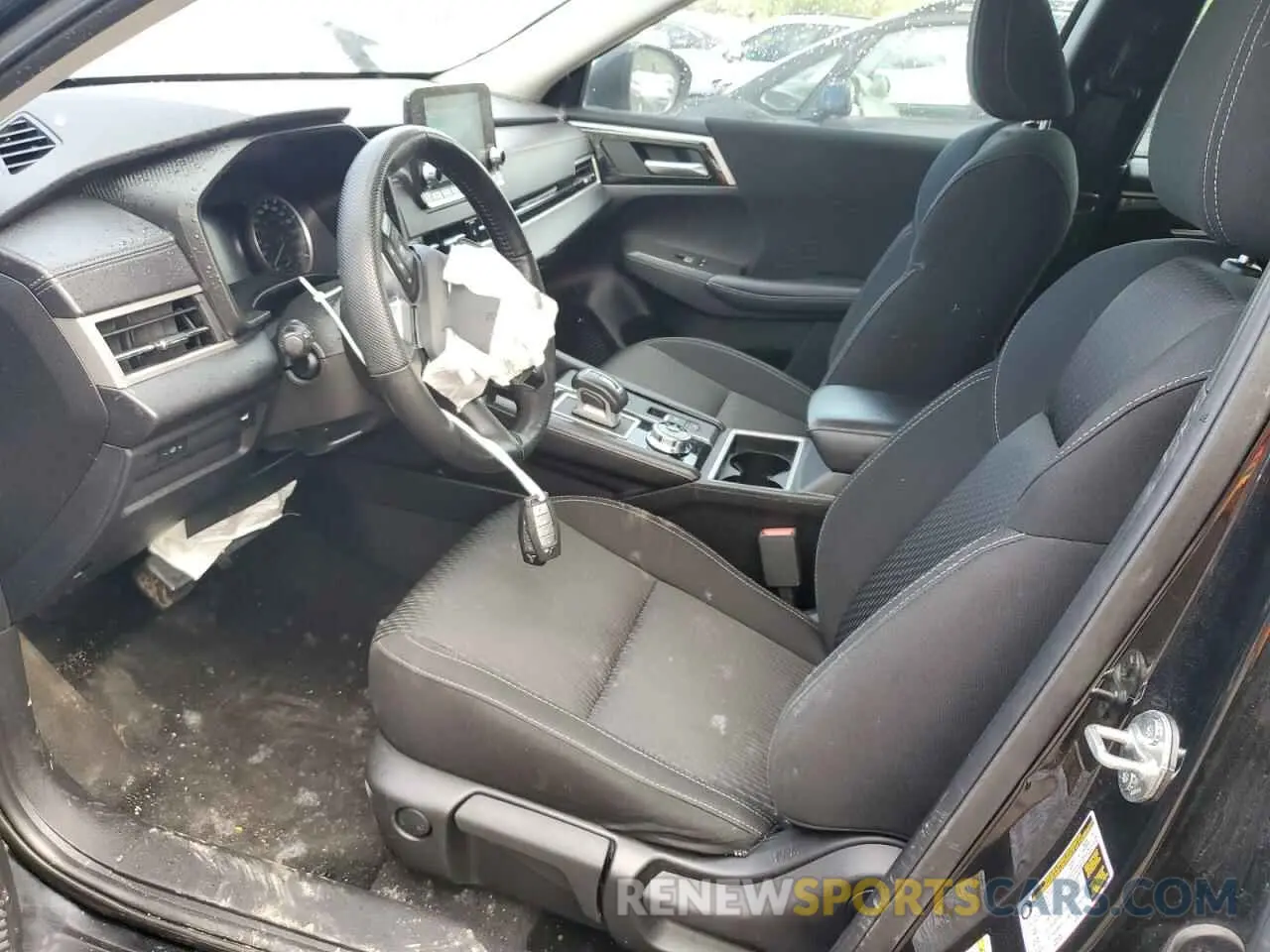 7 Photograph of a damaged car JA4J4UA84PZ608575 MITSUBISHI OUTLANDER 2023