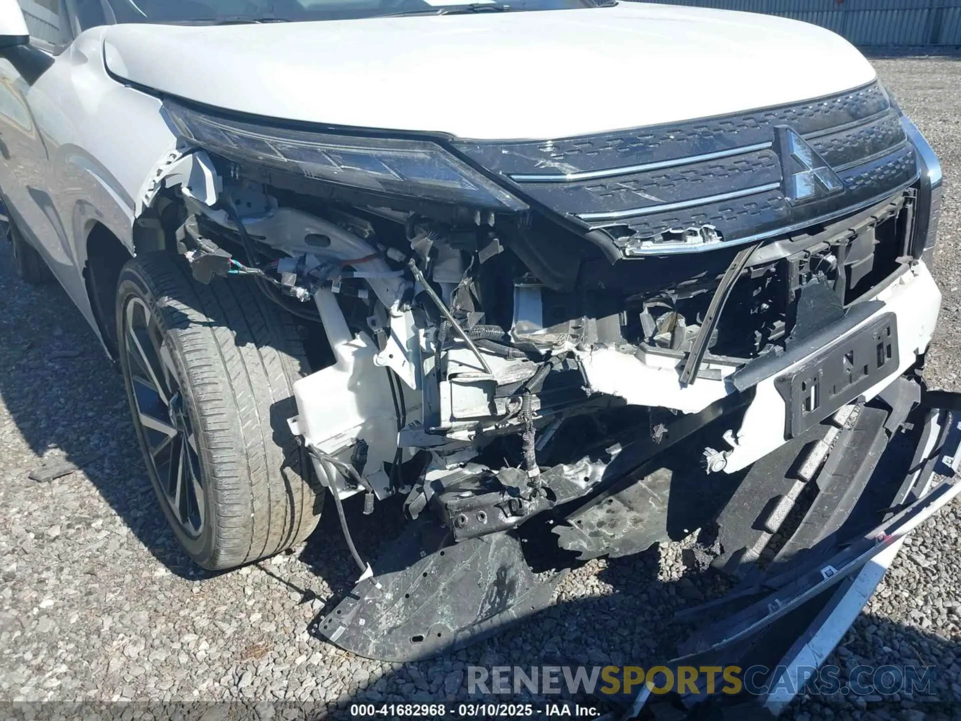 6 Photograph of a damaged car JA4J4UA85PZ032799 MITSUBISHI OUTLANDER 2023