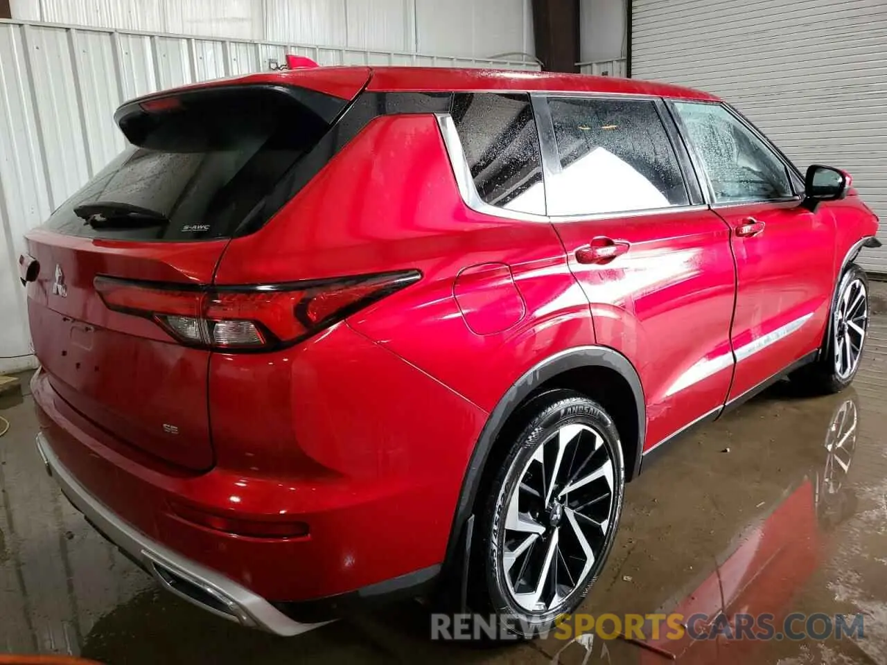 3 Photograph of a damaged car JA4J4UA86PZ008236 MITSUBISHI OUTLANDER 2023