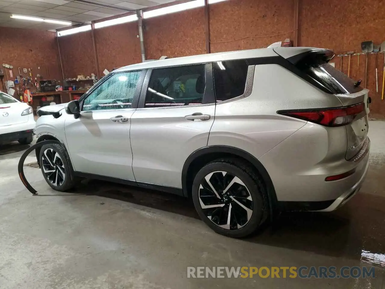 2 Photograph of a damaged car JA4J4UA86PZ011136 MITSUBISHI OUTLANDER 2023