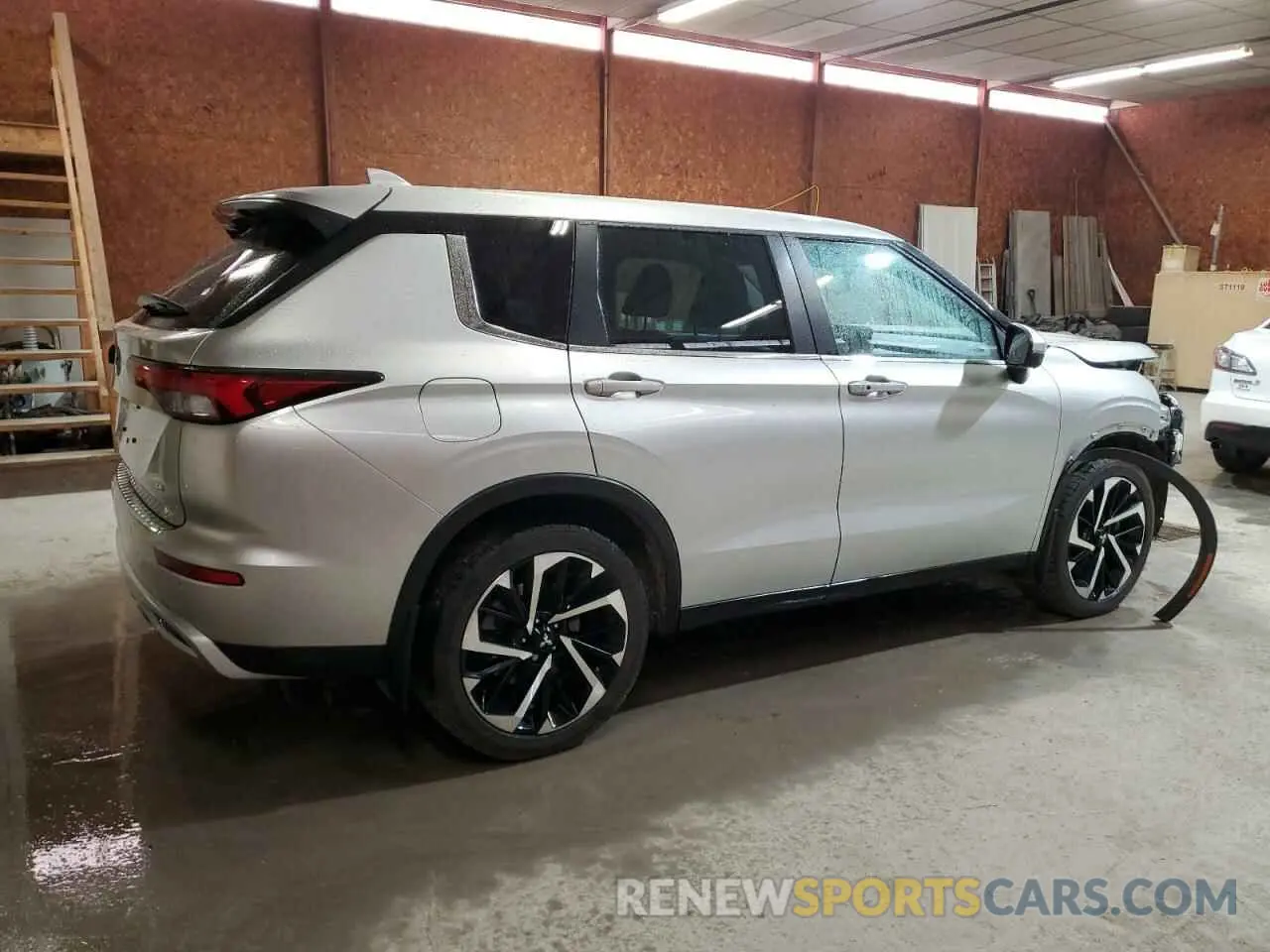 3 Photograph of a damaged car JA4J4UA86PZ011136 MITSUBISHI OUTLANDER 2023