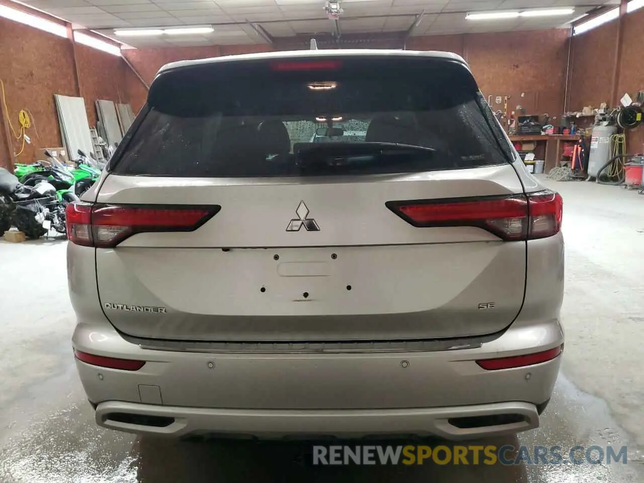 6 Photograph of a damaged car JA4J4UA86PZ011136 MITSUBISHI OUTLANDER 2023