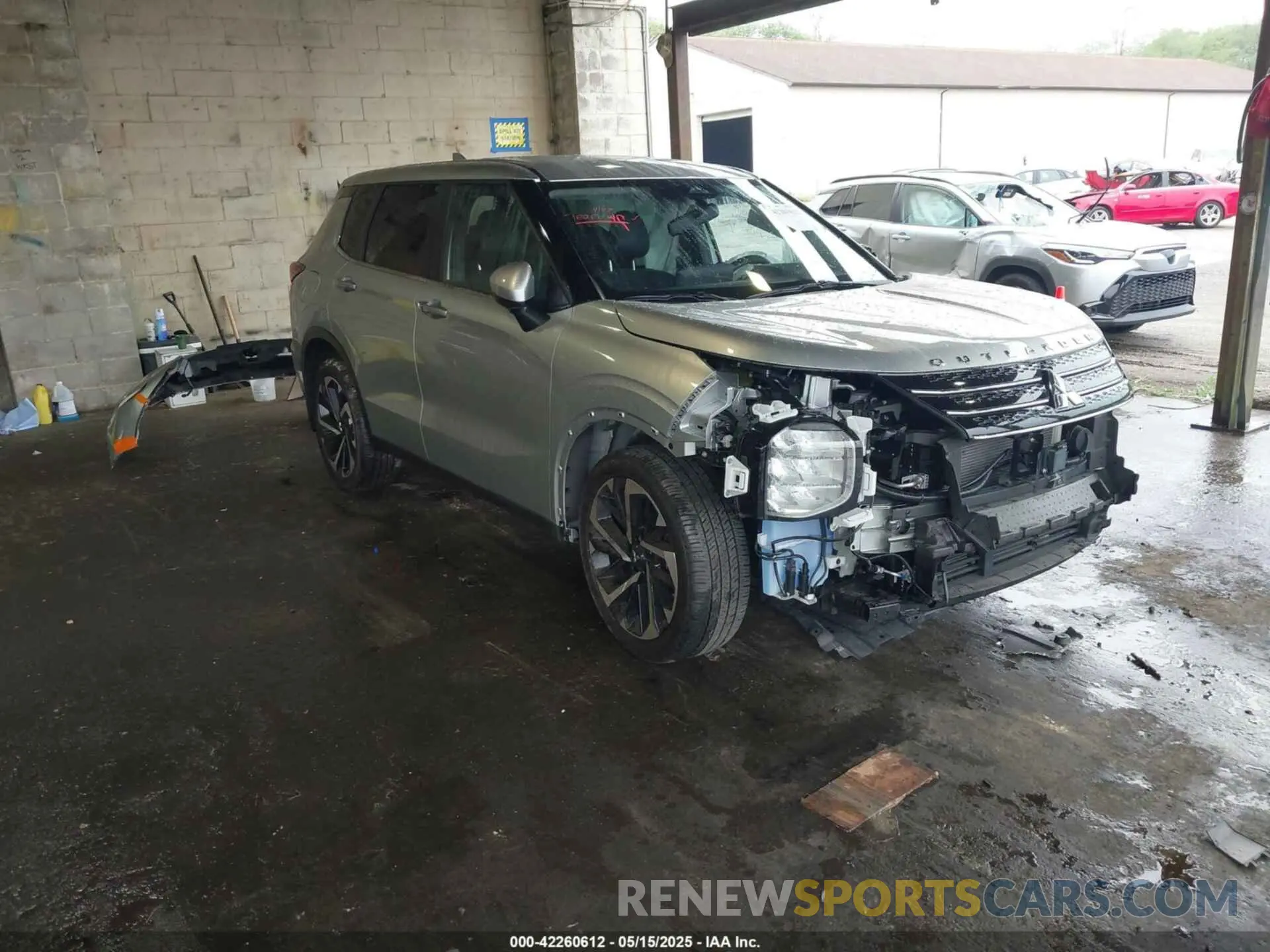 1 Photograph of a damaged car JA4J4UA86PZ013565 MITSUBISHI OUTLANDER 2023