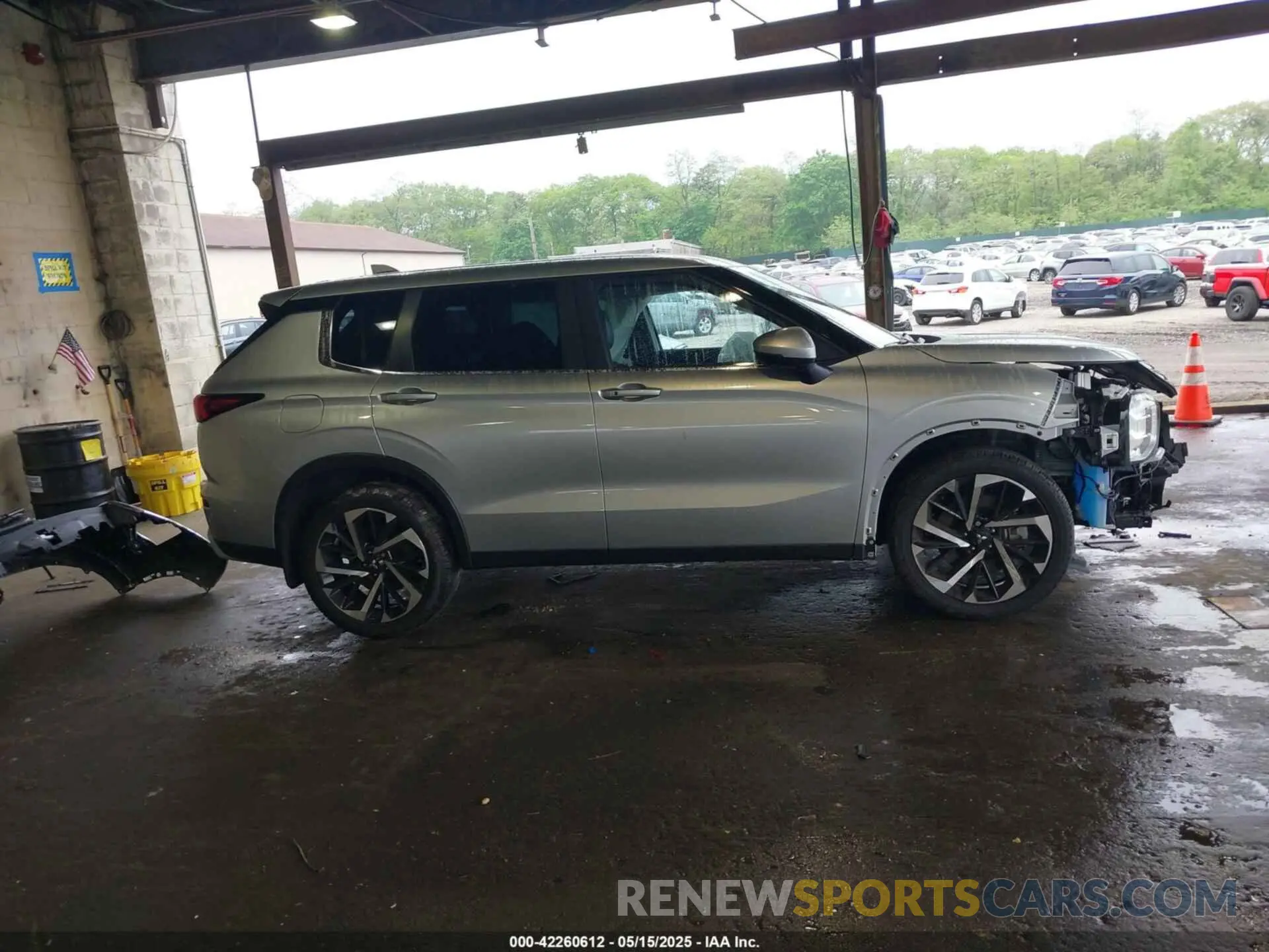 13 Photograph of a damaged car JA4J4UA86PZ013565 MITSUBISHI OUTLANDER 2023