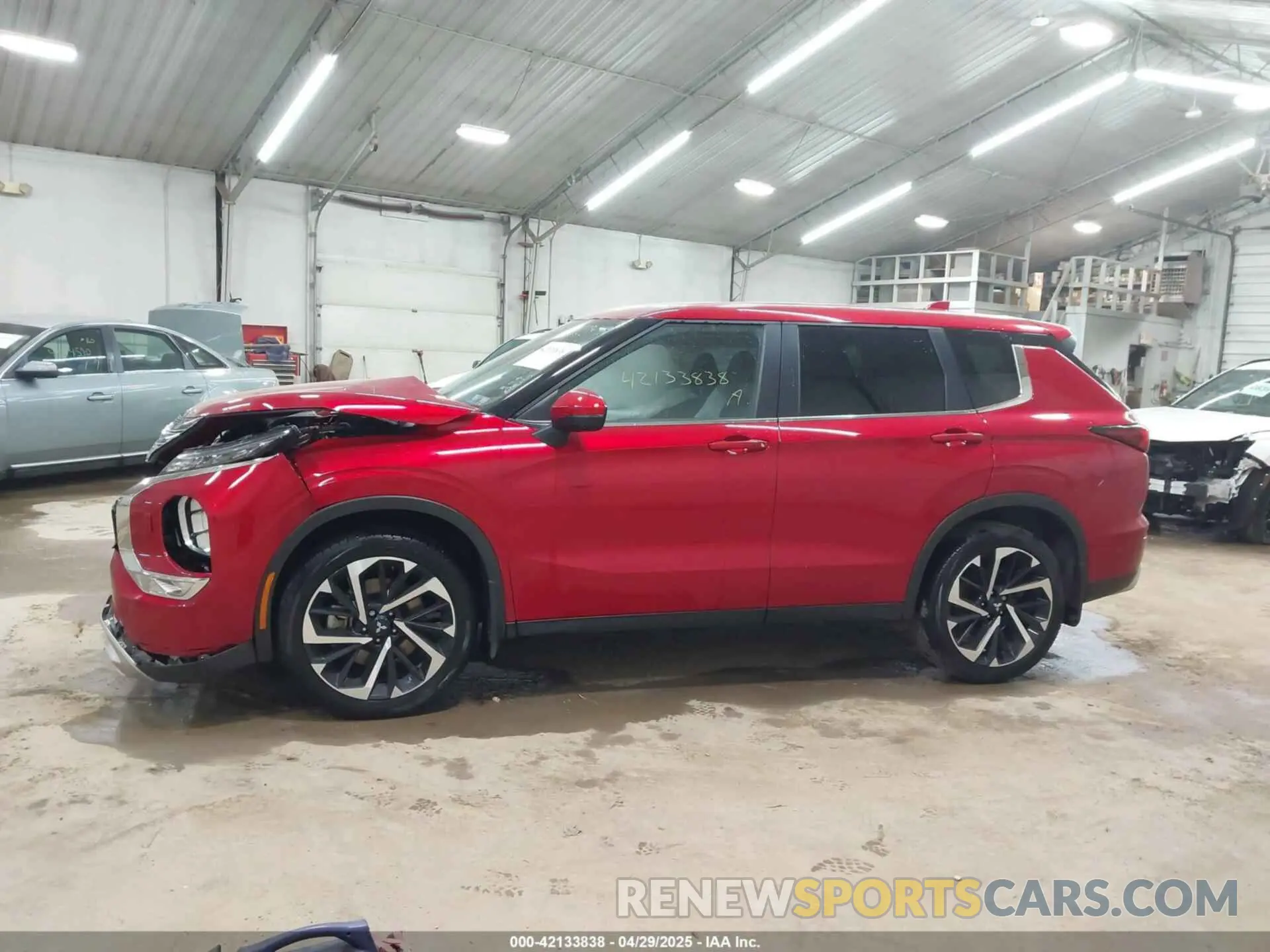14 Photograph of a damaged car JA4J4UA86PZ048784 MITSUBISHI OUTLANDER 2023