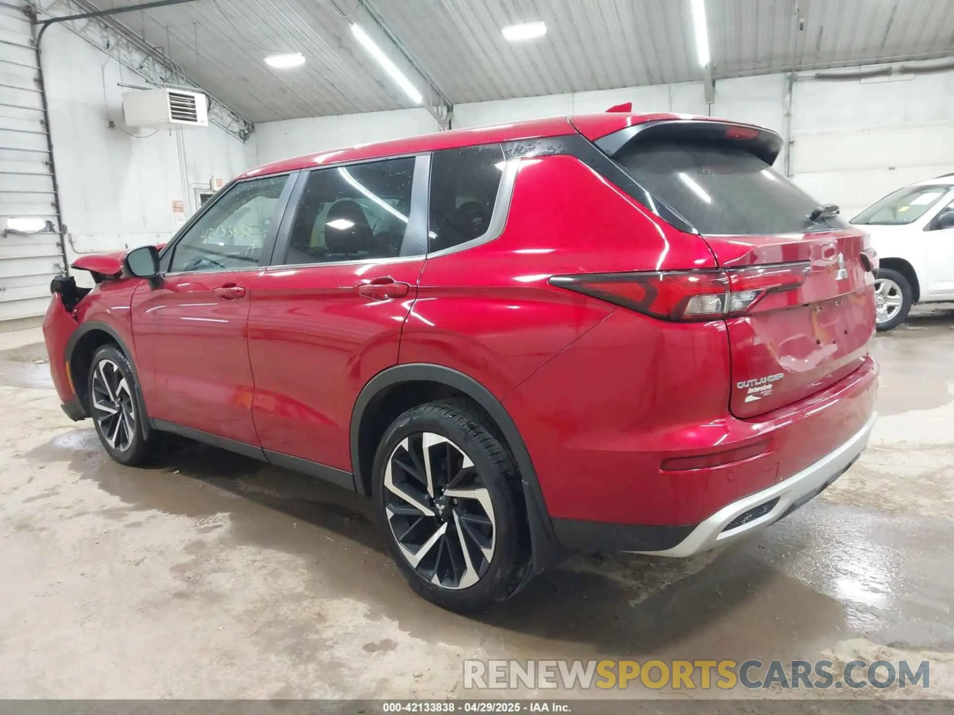 3 Photograph of a damaged car JA4J4UA86PZ048784 MITSUBISHI OUTLANDER 2023
