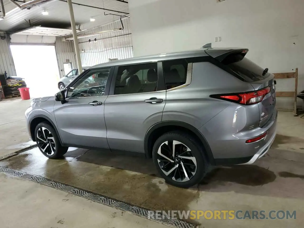 2 Photograph of a damaged car JA4J4UA86PZ057243 MITSUBISHI OUTLANDER 2023