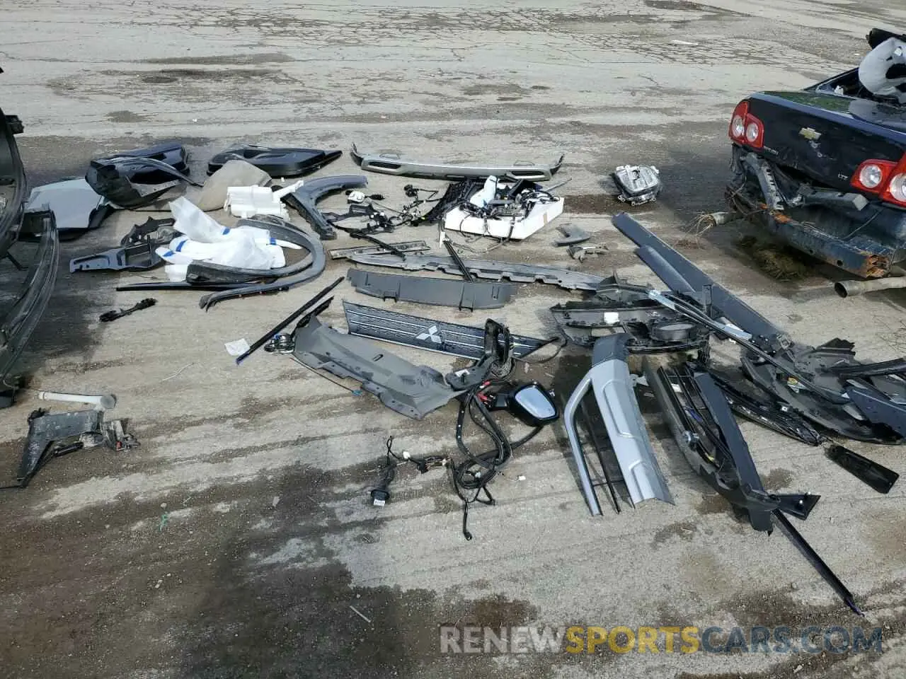 13 Photograph of a damaged car JA4J4UA87PZ011064 MITSUBISHI OUTLANDER 2023
