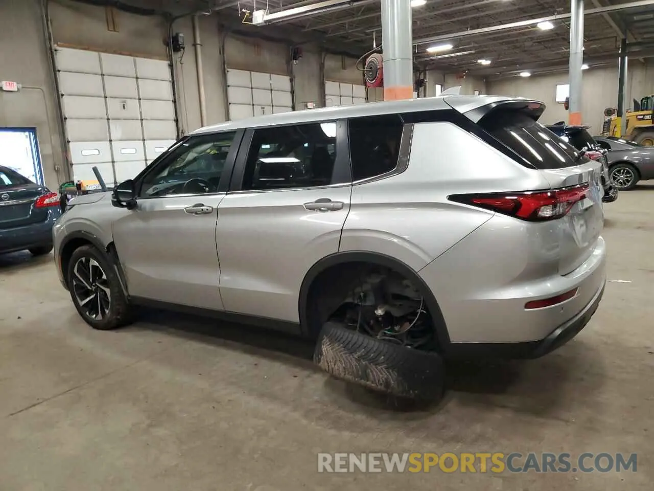 2 Photograph of a damaged car JA4J4UA87PZ061723 MITSUBISHI OUTLANDER 2023