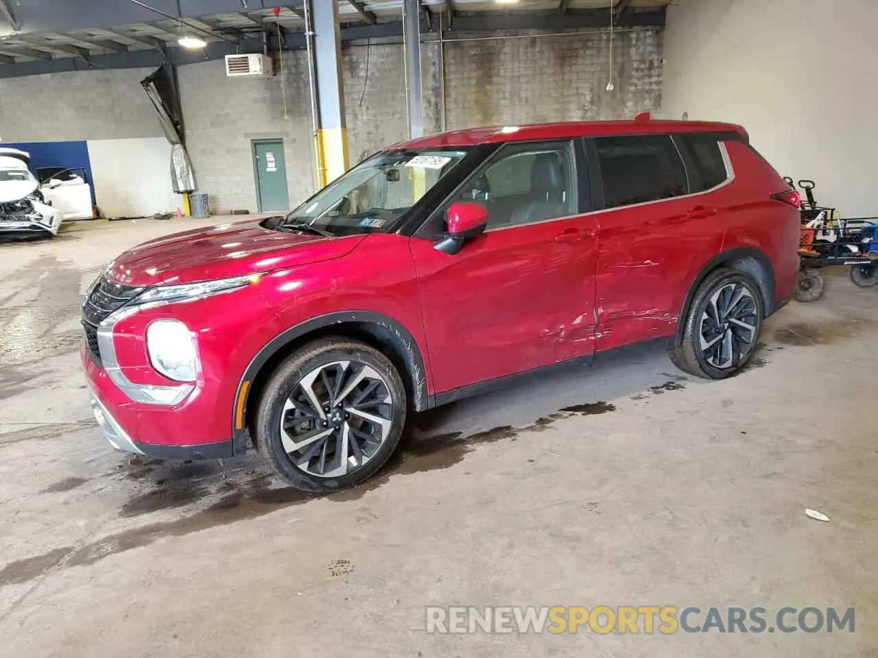 1 Photograph of a damaged car JA4J4UA88PZ017276 MITSUBISHI OUTLANDER 2023