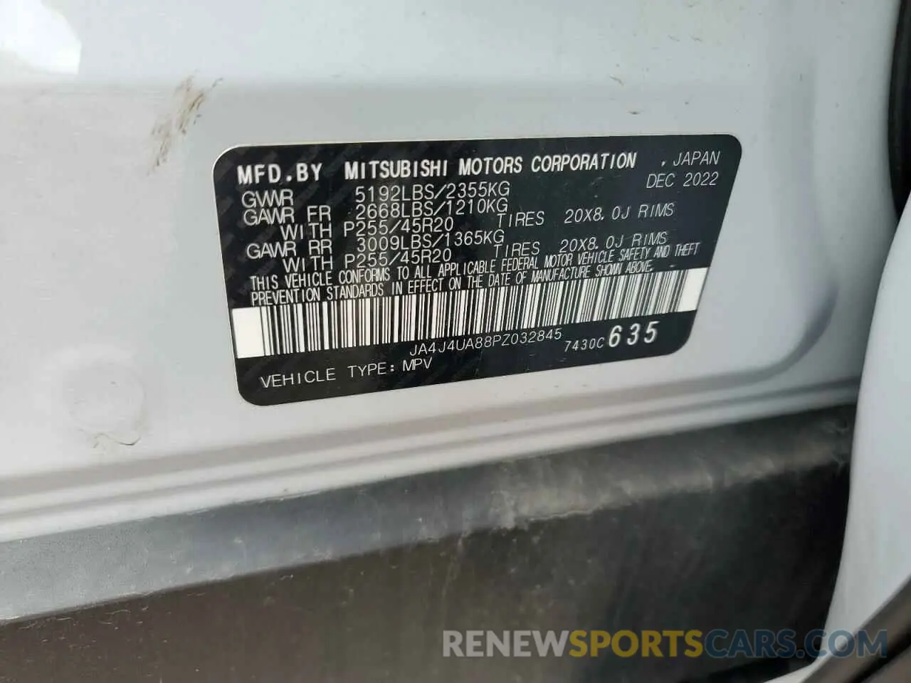 13 Photograph of a damaged car JA4J4UA88PZ032845 MITSUBISHI OUTLANDER 2023