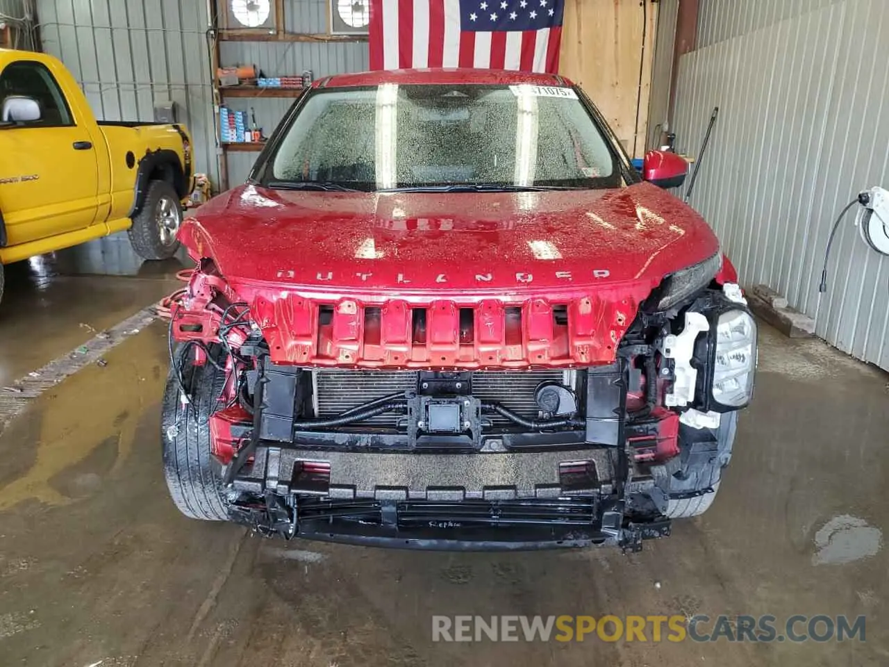 5 Photograph of a damaged car JA4J4UA88PZ040654 MITSUBISHI OUTLANDER 2023
