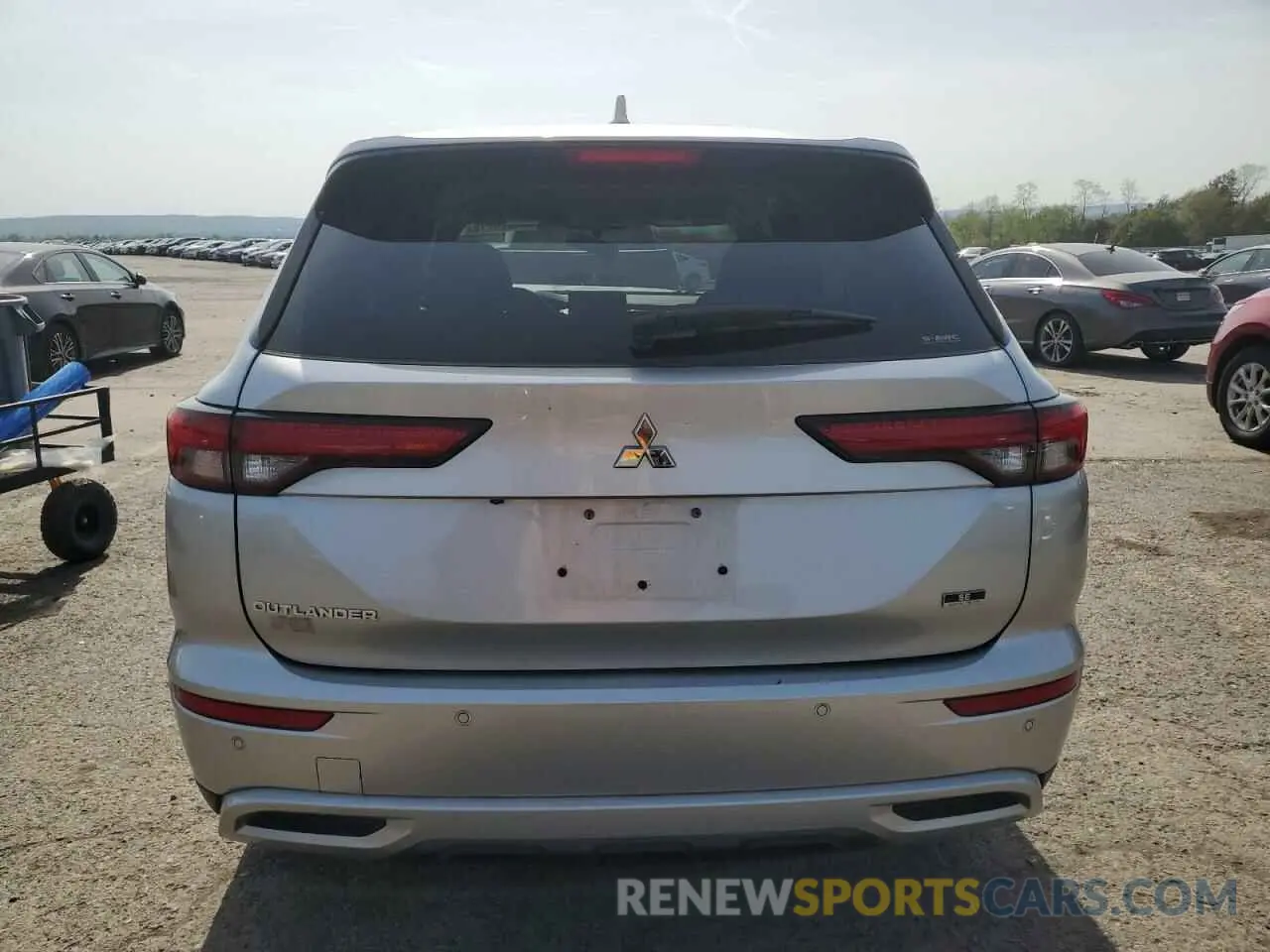 6 Photograph of a damaged car JA4J4UA8XPZ030868 MITSUBISHI OUTLANDER 2023