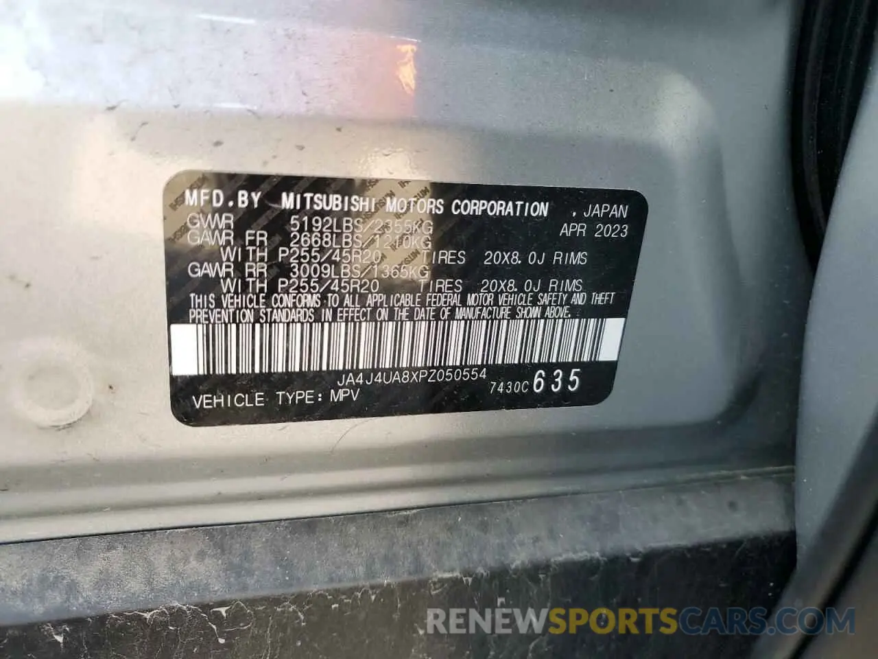 13 Photograph of a damaged car JA4J4UA8XPZ050554 MITSUBISHI OUTLANDER 2023
