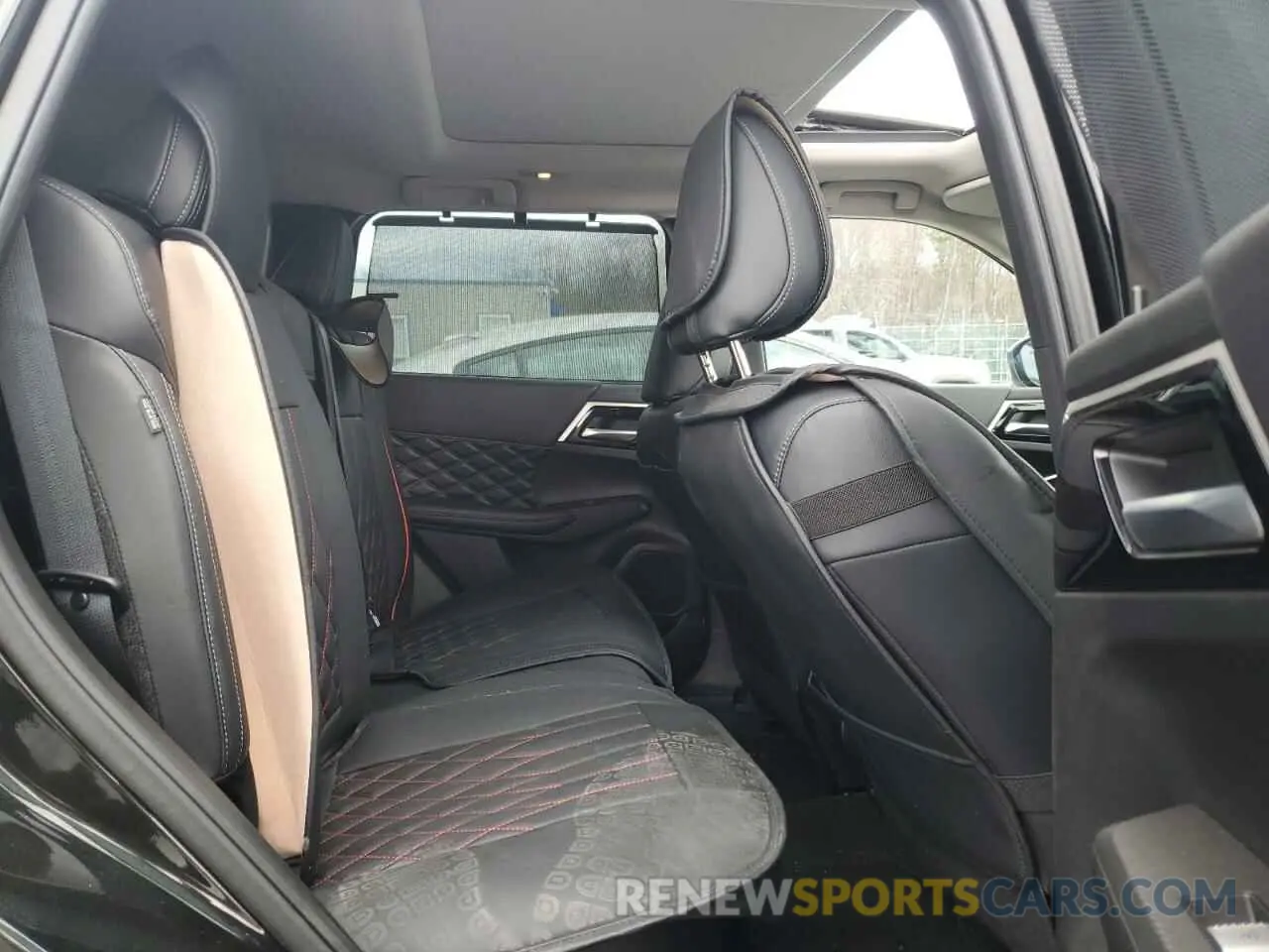 11 Photograph of a damaged car JA4J4VA85PZ039483 MITSUBISHI OUTLANDER 2023