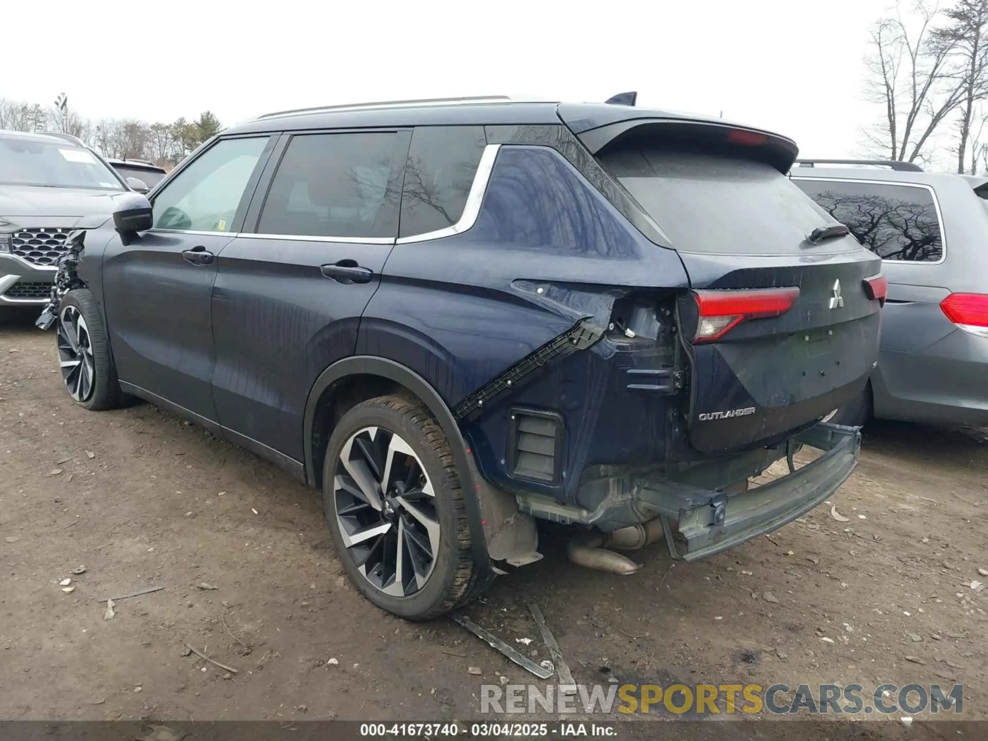 3 Photograph of a damaged car JA4J4VA87PZ016822 MITSUBISHI OUTLANDER 2023