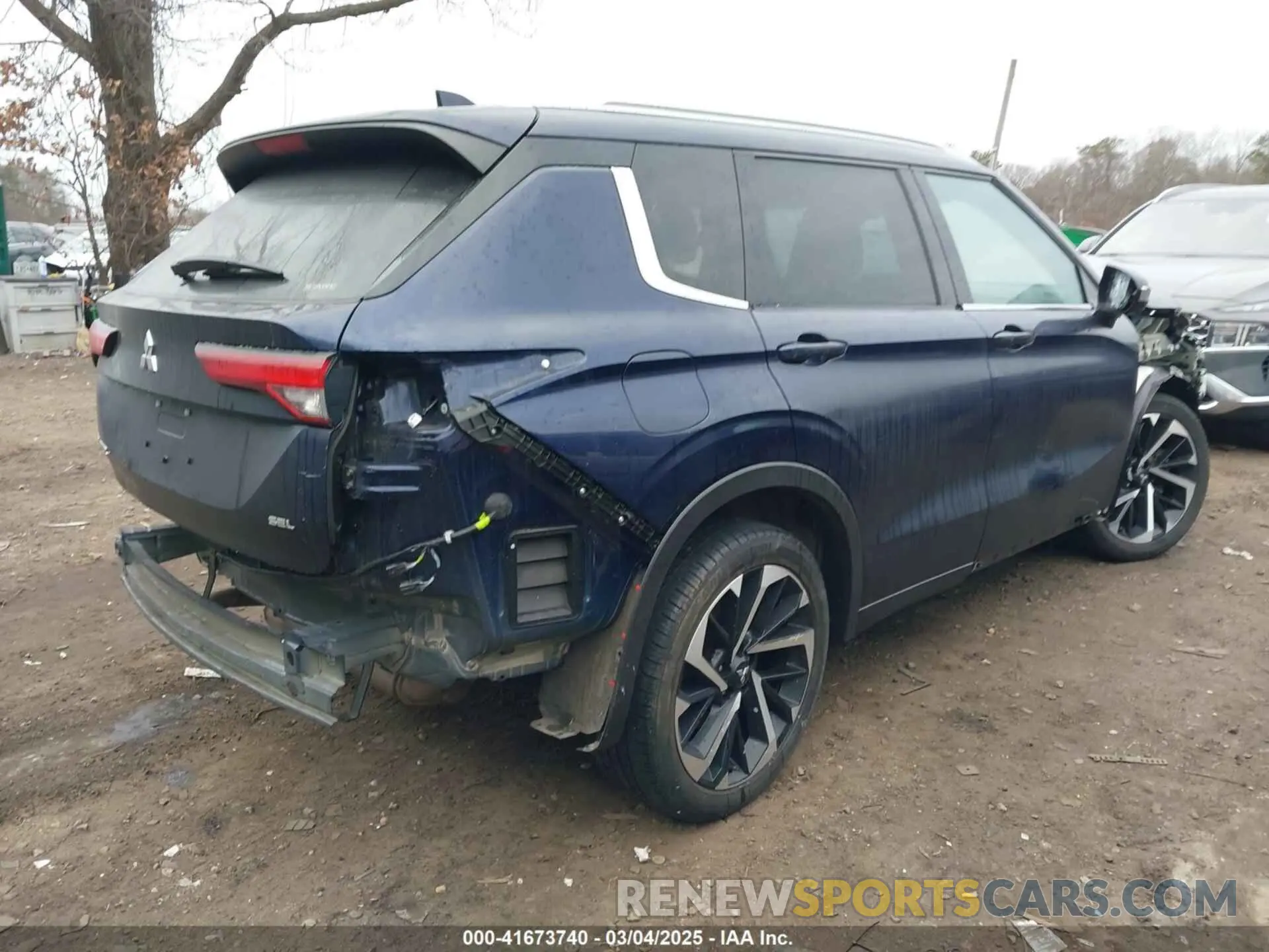 4 Photograph of a damaged car JA4J4VA87PZ016822 MITSUBISHI OUTLANDER 2023