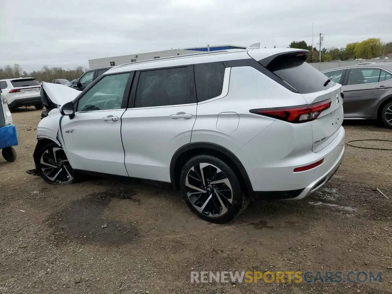 2 Photograph of a damaged car JA4T5UA97PZ618998 MITSUBISHI OUTLANDER 2023