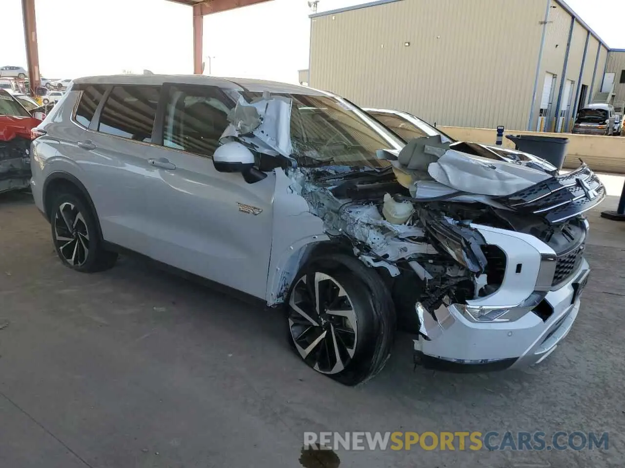 4 Photograph of a damaged car JA4T5UA9XPZ045272 MITSUBISHI OUTLANDER 2023